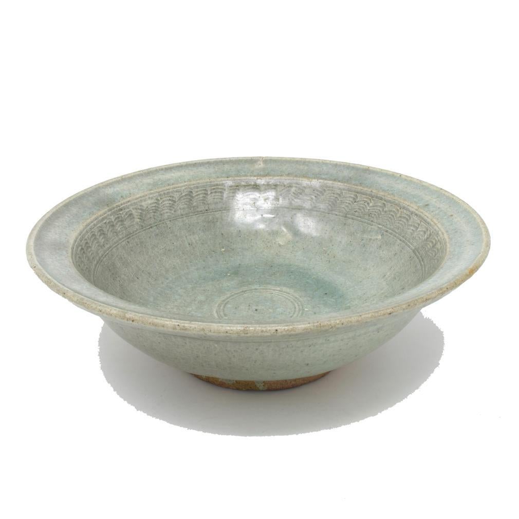 Other Antique Sawakhalok Celadon Bowl, Thailand For Sale