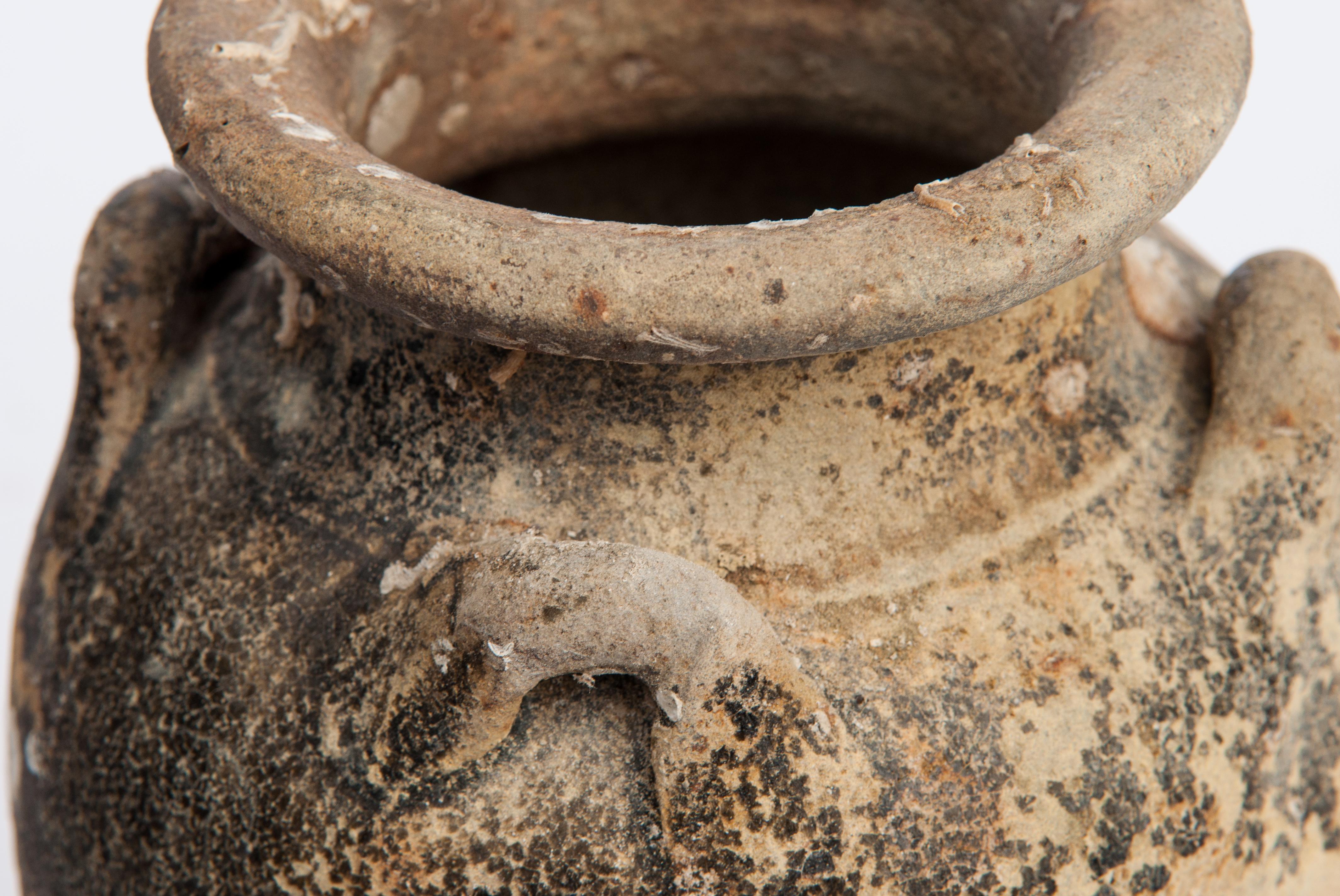 Antique Sawankhalok Jar with Encrustations, Sawankhalok, Thailand, 15th Century 3