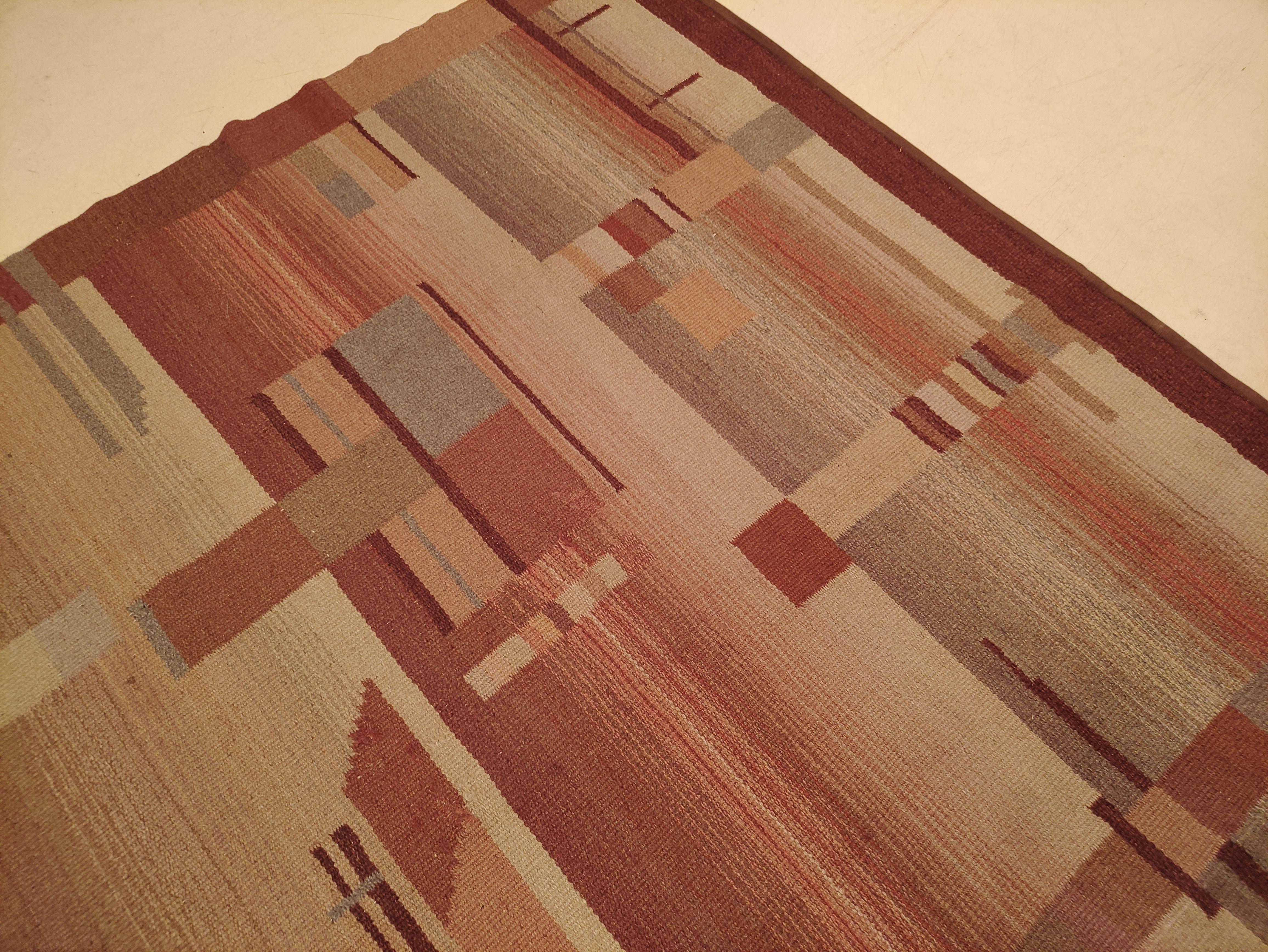 Antiker skandinavischer Art-Déco-/Bauhaus-Teppich von Laila Karttunen (Handgewebt) im Angebot
