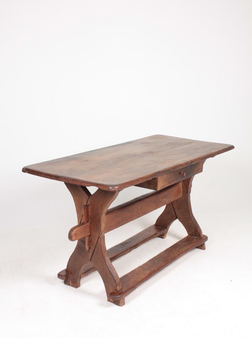 Antique Scandinavian Baroque Table in Patinated Solid Oak, 18th Century 4