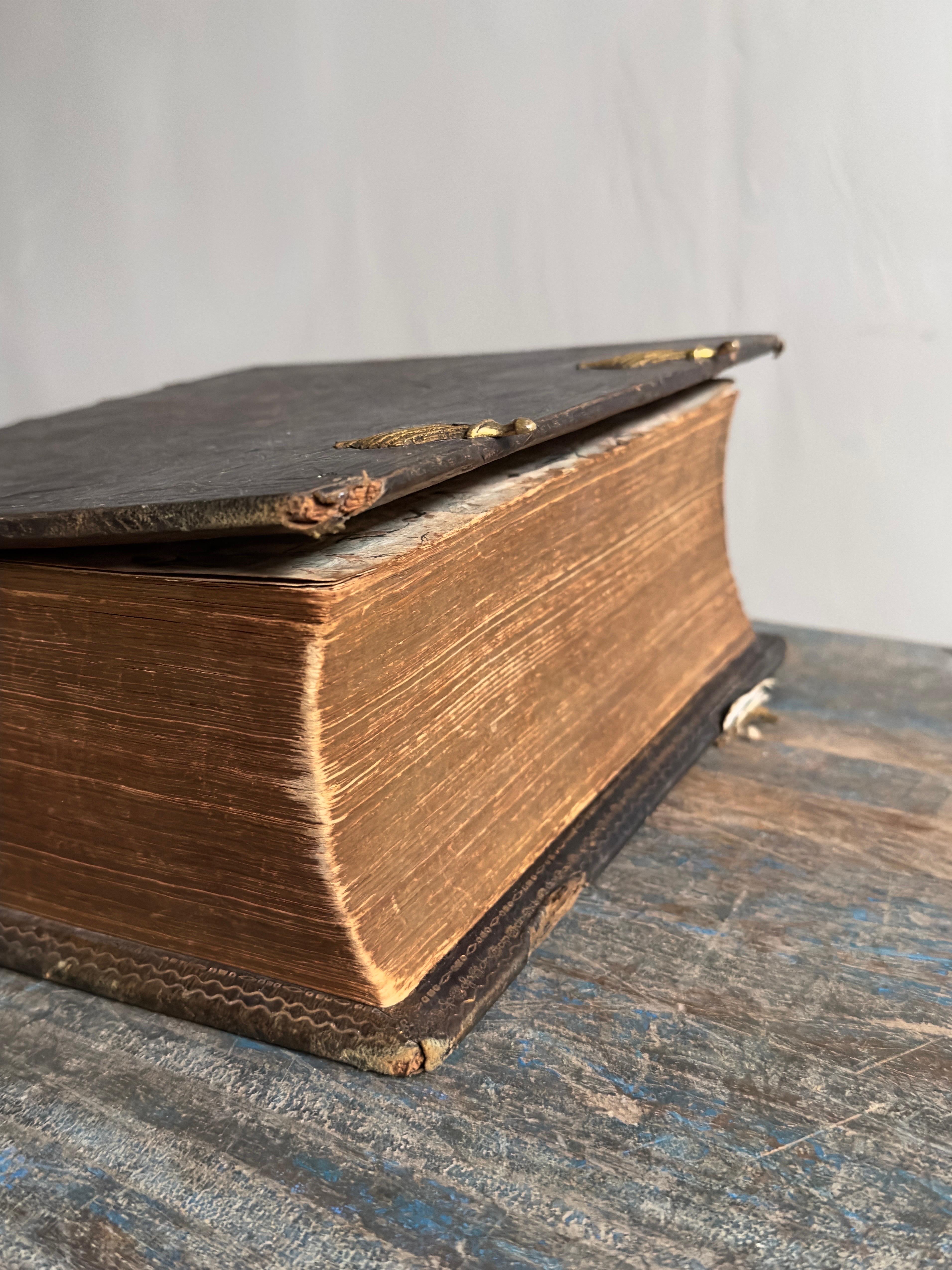Antique Scandinavian Bible, Norway 1810 For Sale 6