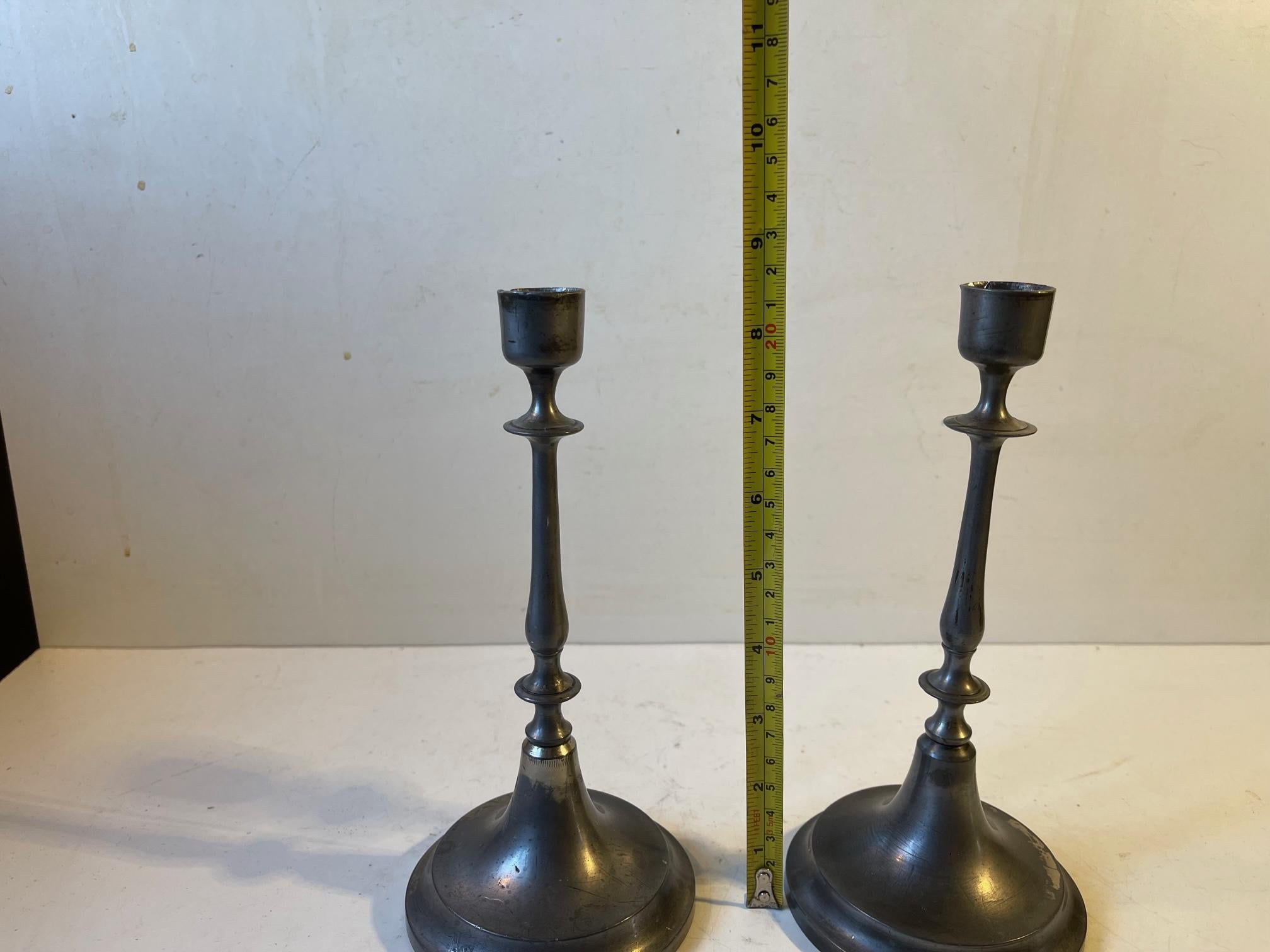 Antique Scandinavian Candlesticks in Pewter In Fair Condition For Sale In Esbjerg, DK