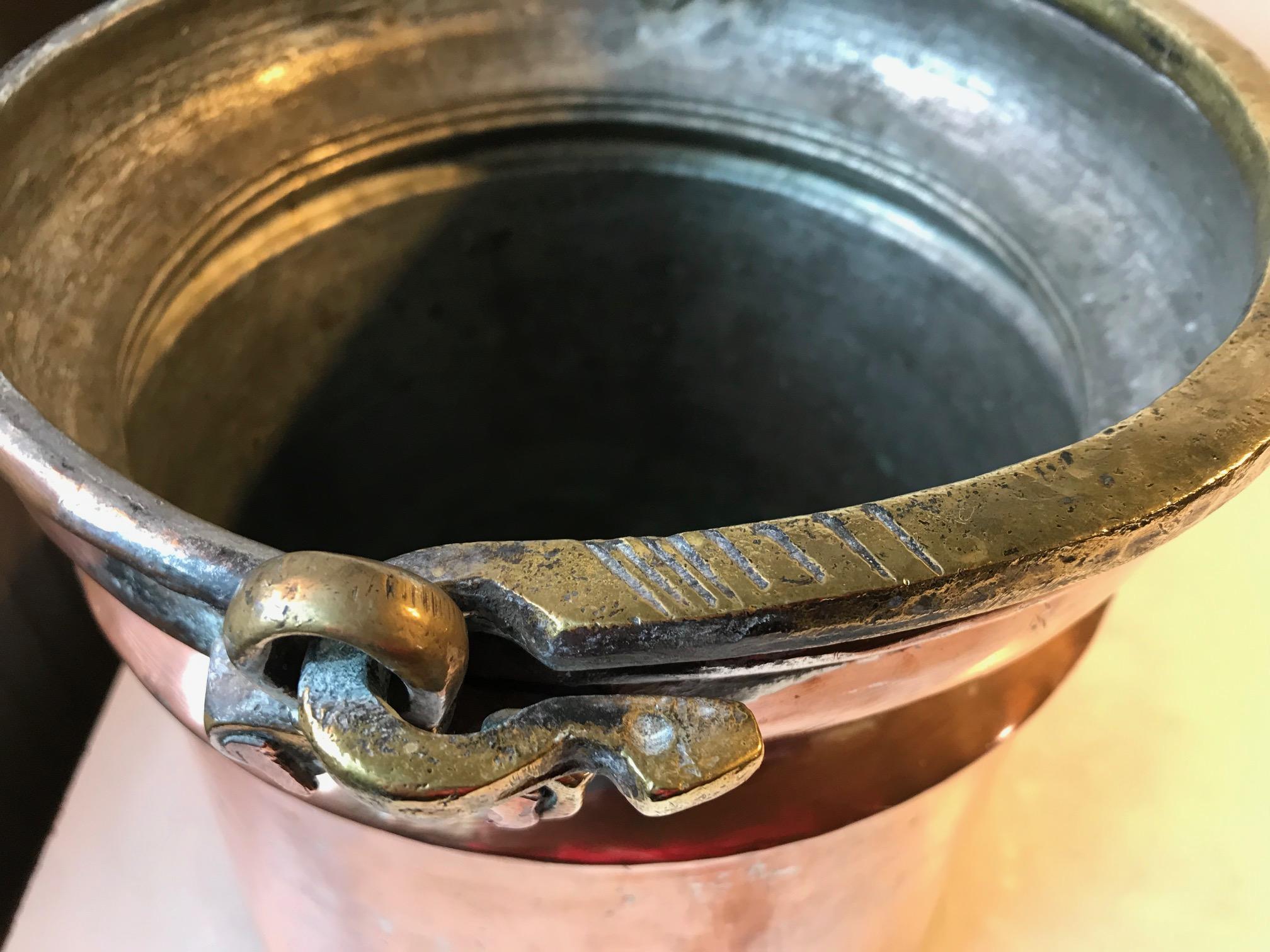 Antique Scandinavian Coal or Fireplace Bucket in Copper, 18th Cen For Sale 1