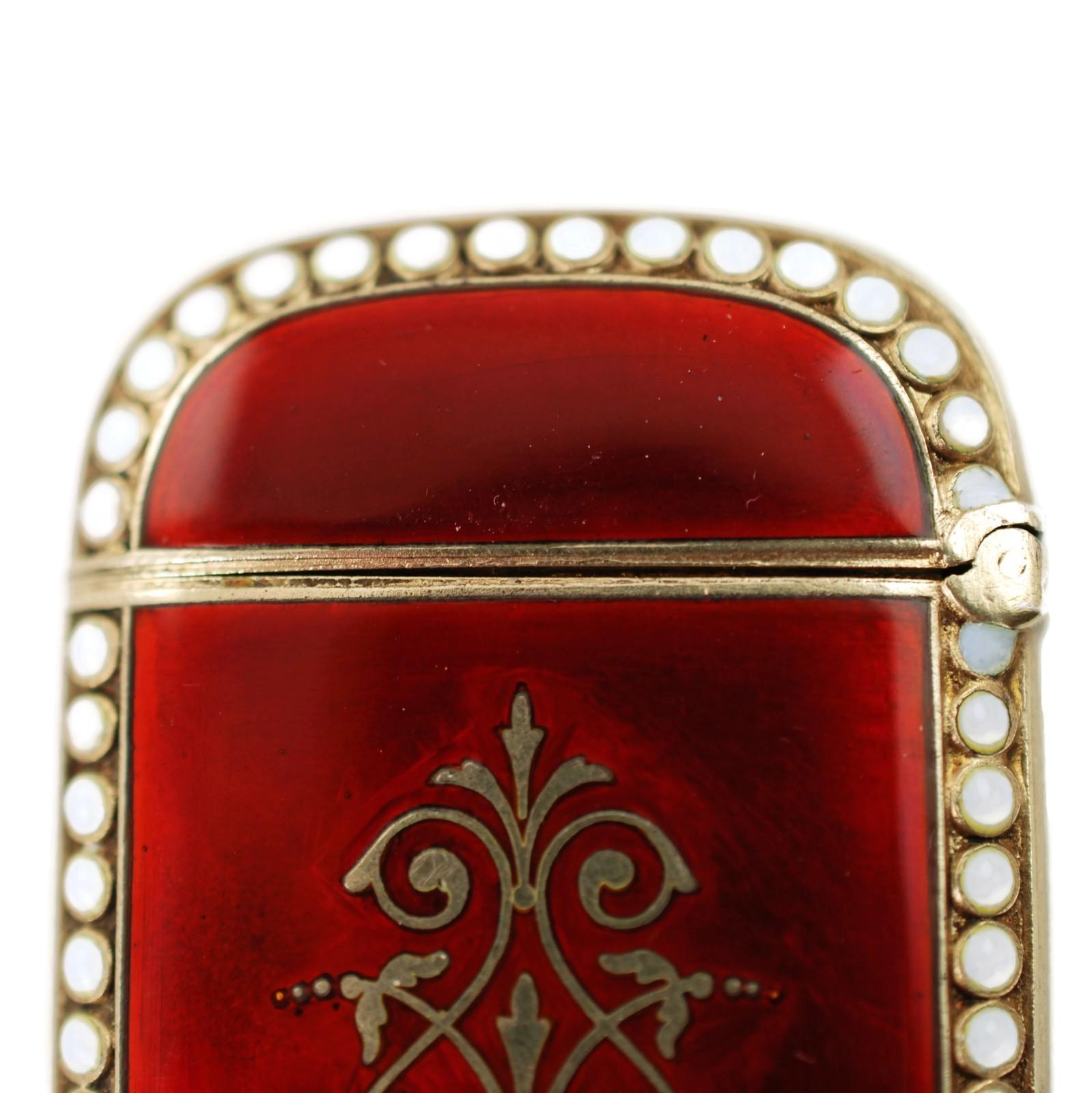 Antique Scandinavian Enameled Sterling Silver Vesta Case with Neoclassical Motif In Good Condition In Cincinnati, OH