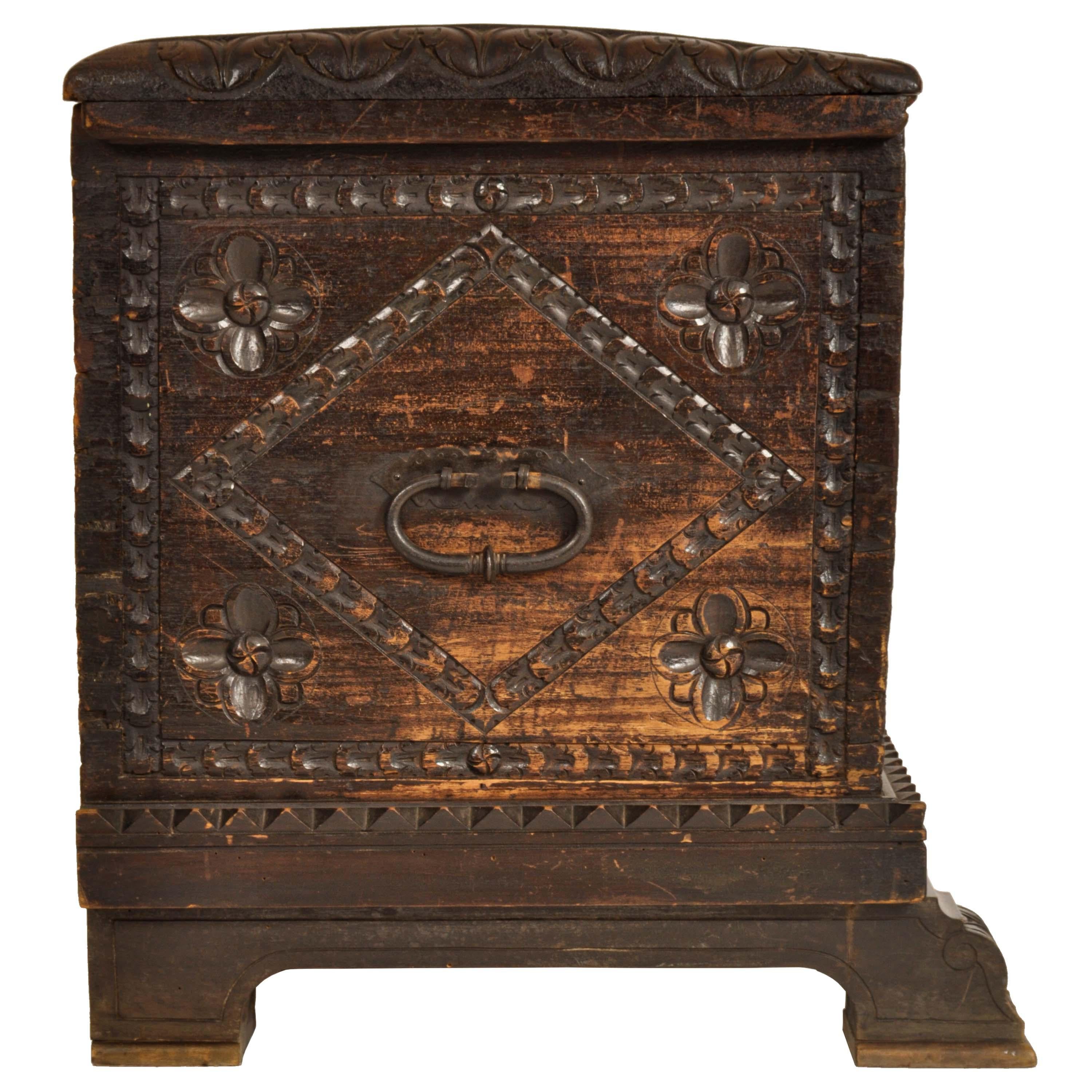 Antique Scandinavian Pine Baroque Folk Art Carved Dowry Chest Trunk Coffer 1780 For Sale 8