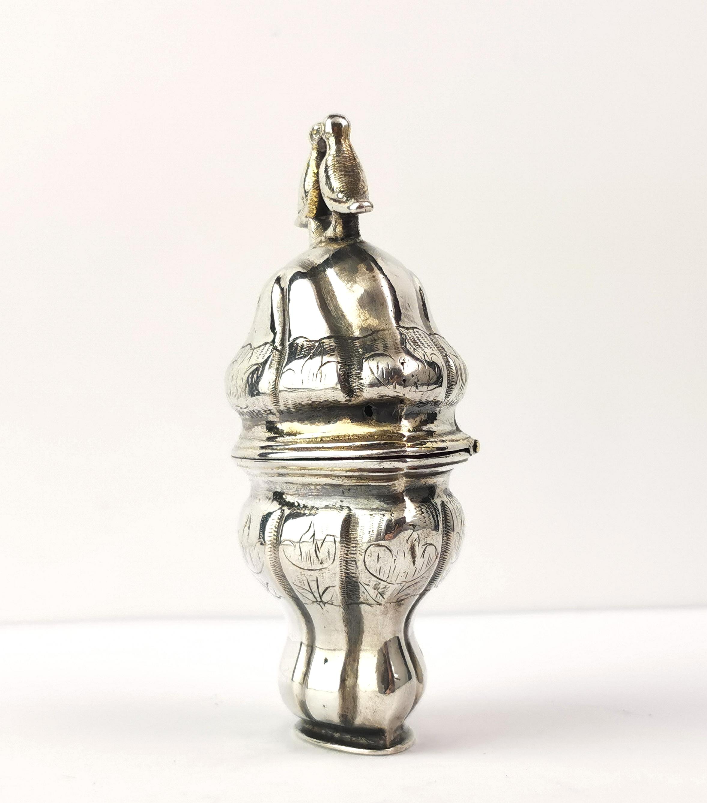 Antigua caja nupcial escandinava de plata, tortolitos, siglo XVIII en venta 1