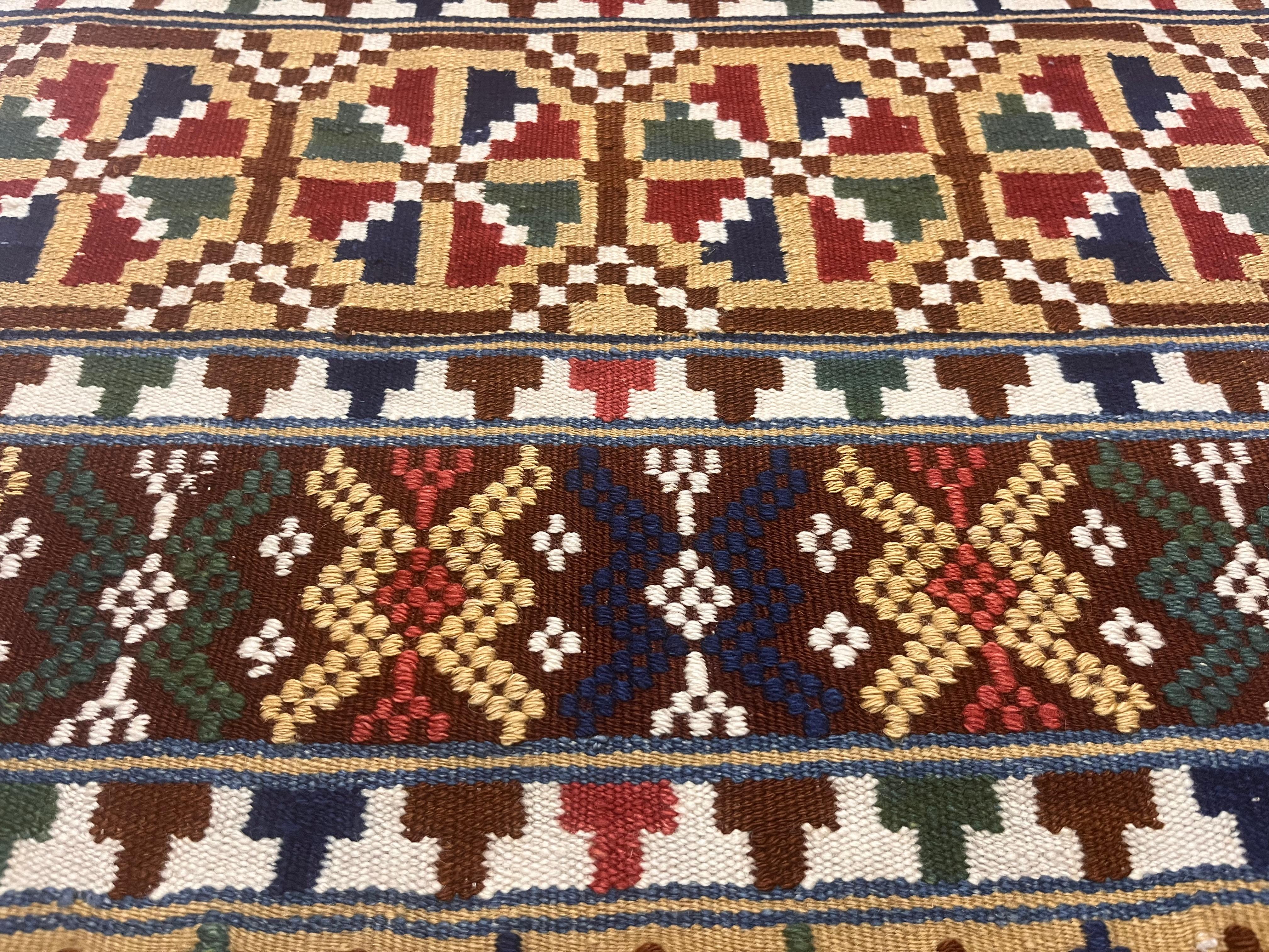 XX secolo Antico Rug & Kilim tessile scandinavo 1'11