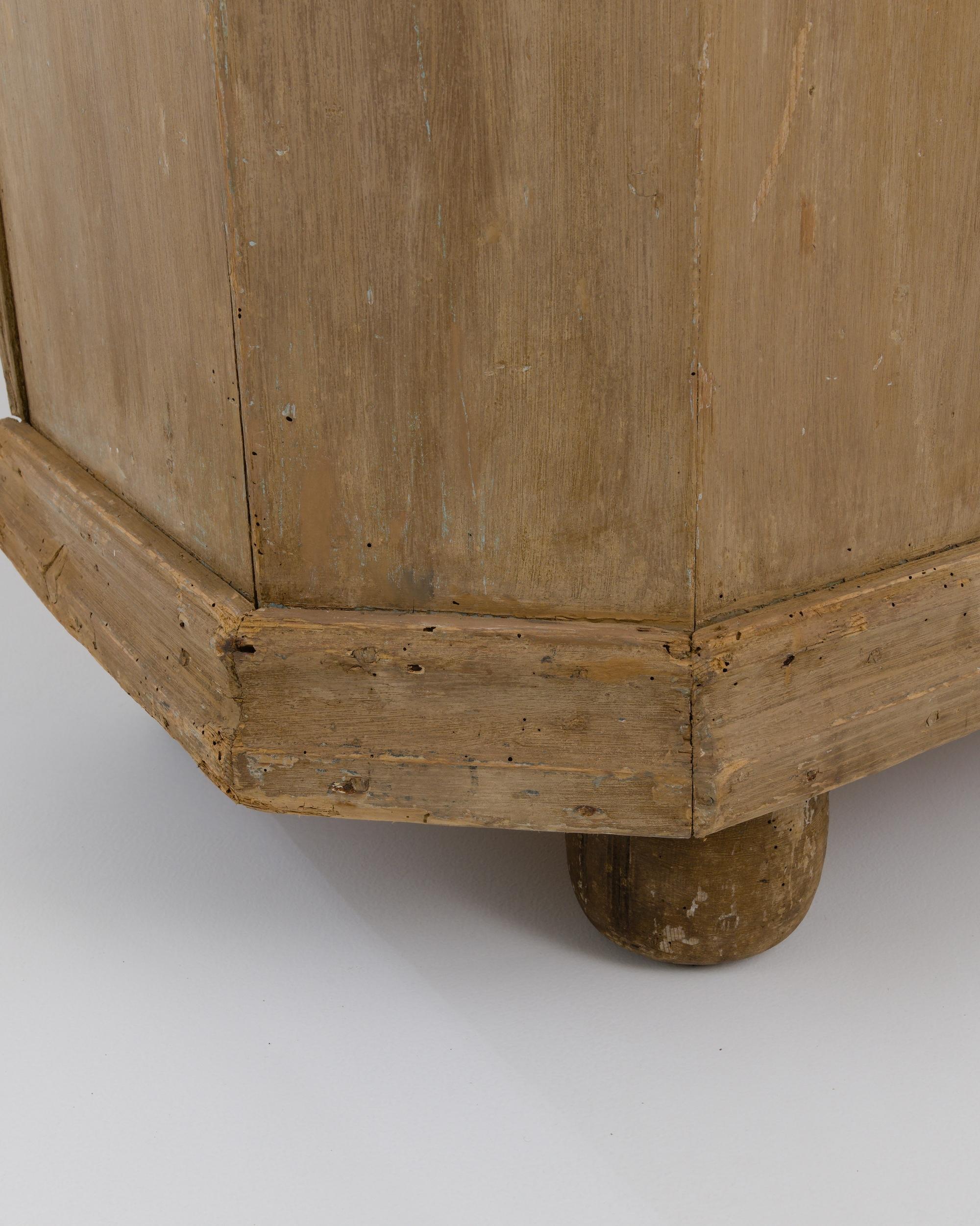 Antique Scandinavian Wooden Cabinet  For Sale 6