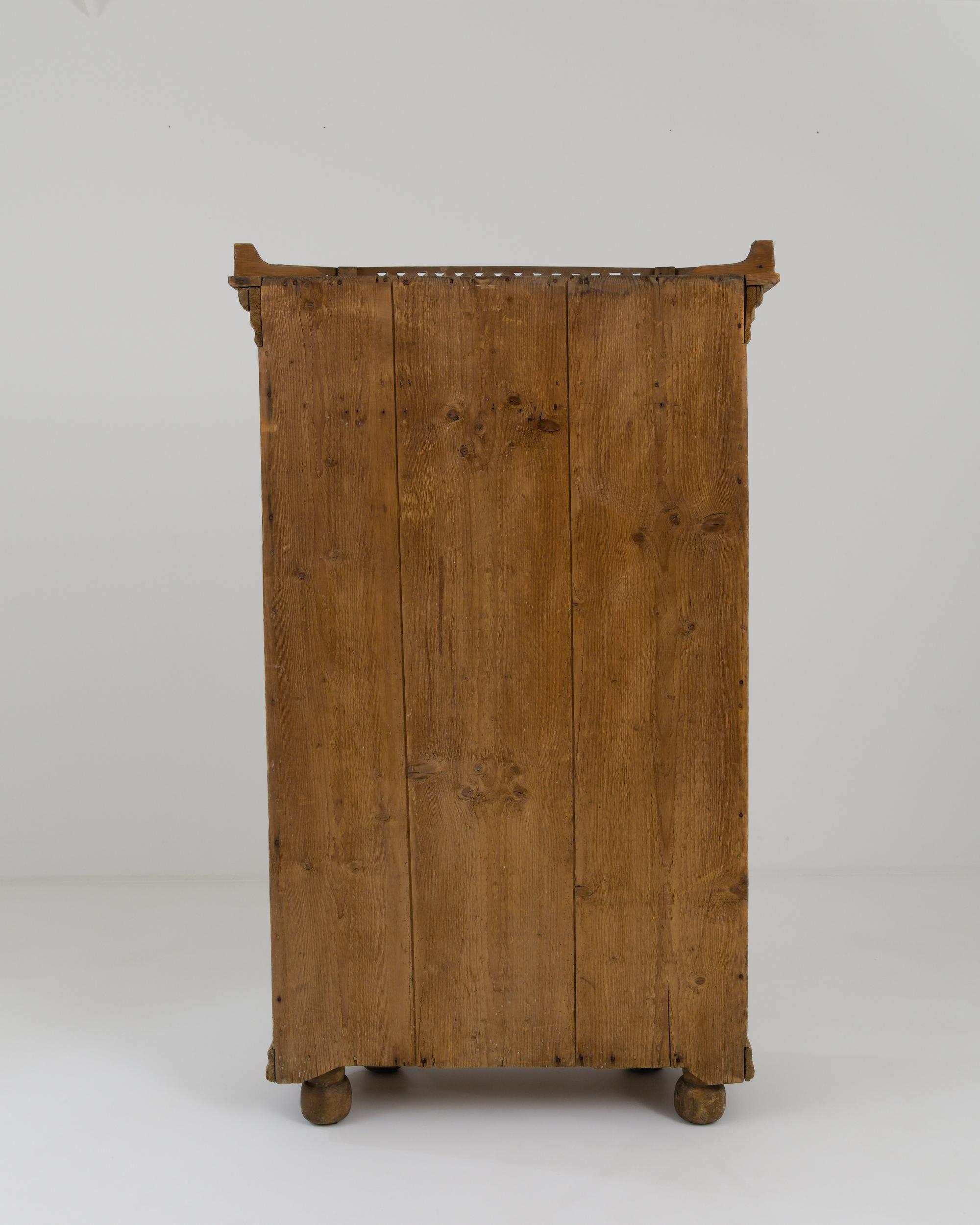 Antique Scandinavian Wooden Cabinet  For Sale 9