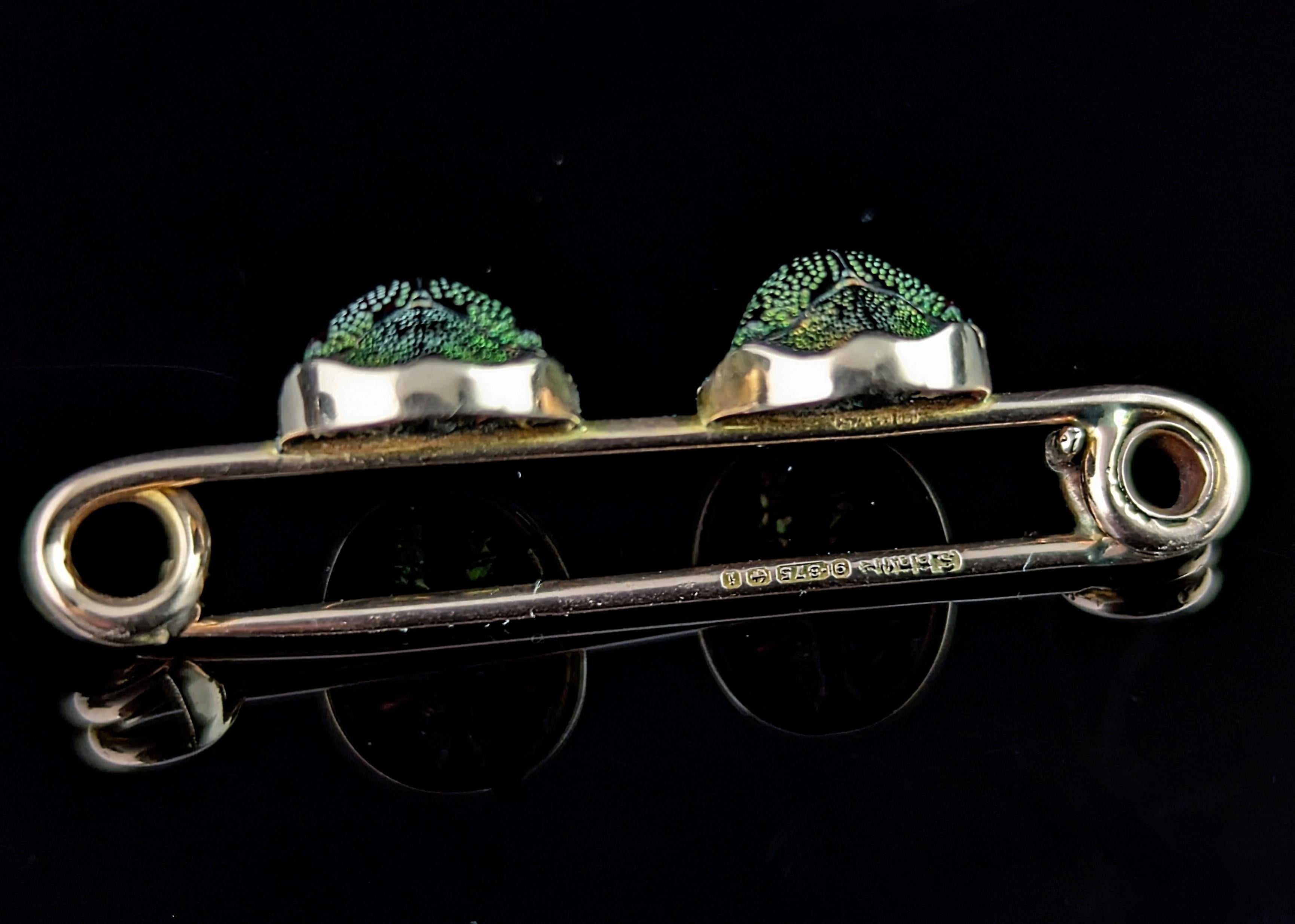 Antique Scarab beetle brooch, 9k yellow gold 3