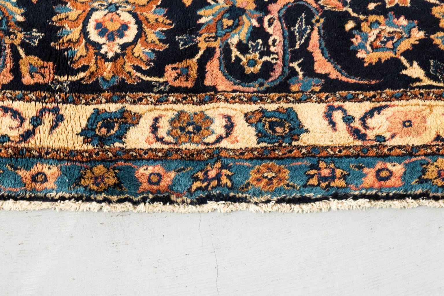 Tapis caucasien ancien teint à l'écarlate en vente 7