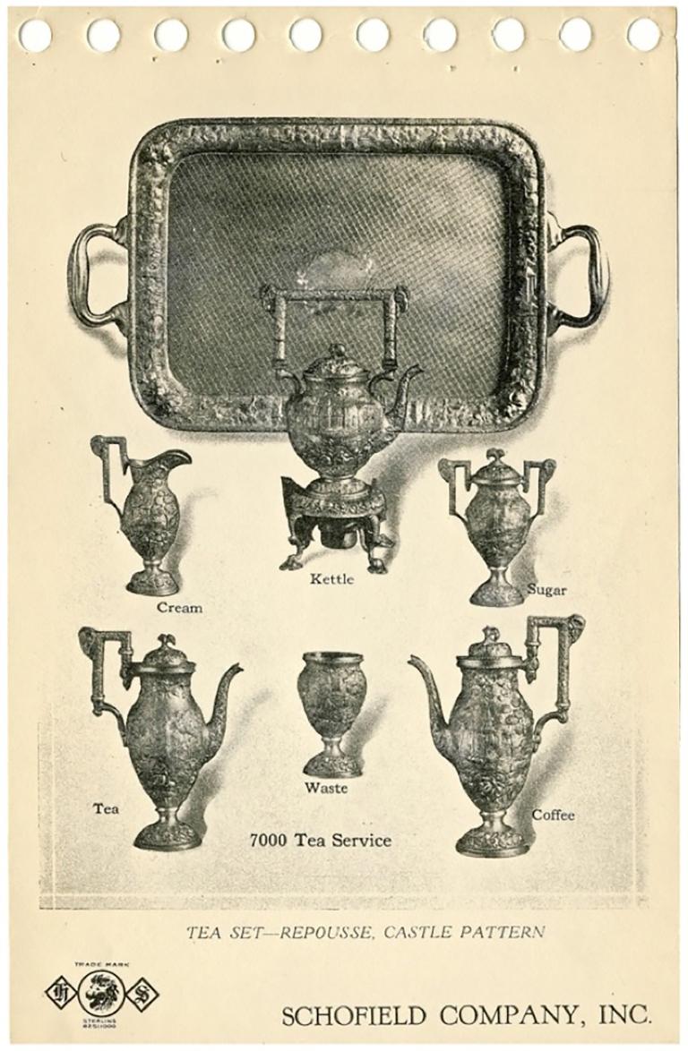 Antigua tetera de plata de ley de Baltimore con repujado del patrón del castillo de Schofield en venta 13