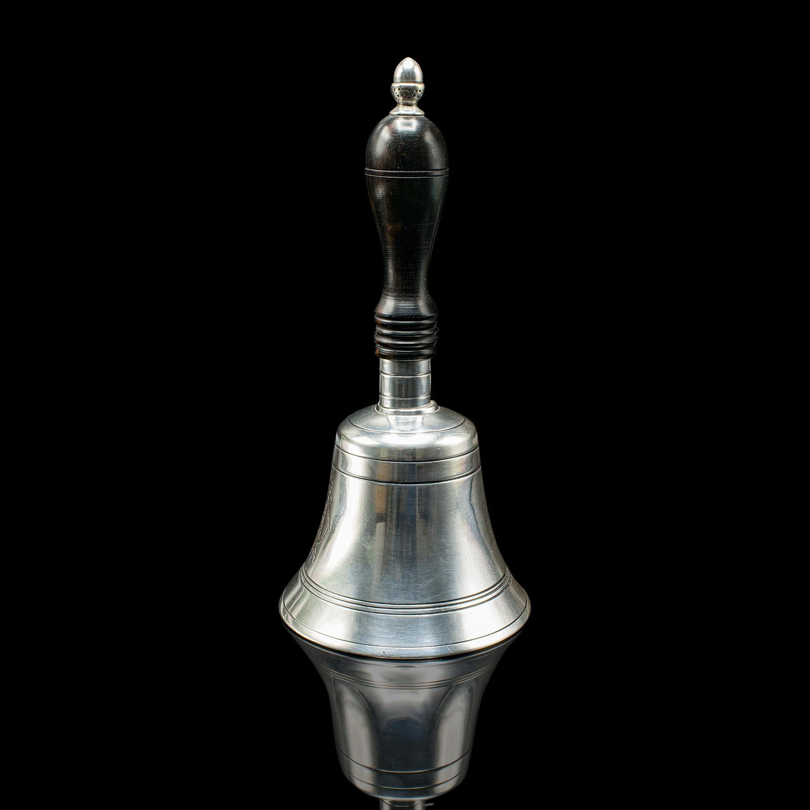 Plaqué argent Cloche d'écolier ancienne, anglaise, en métal argenté, poignée Coromandel, victorienne en vente