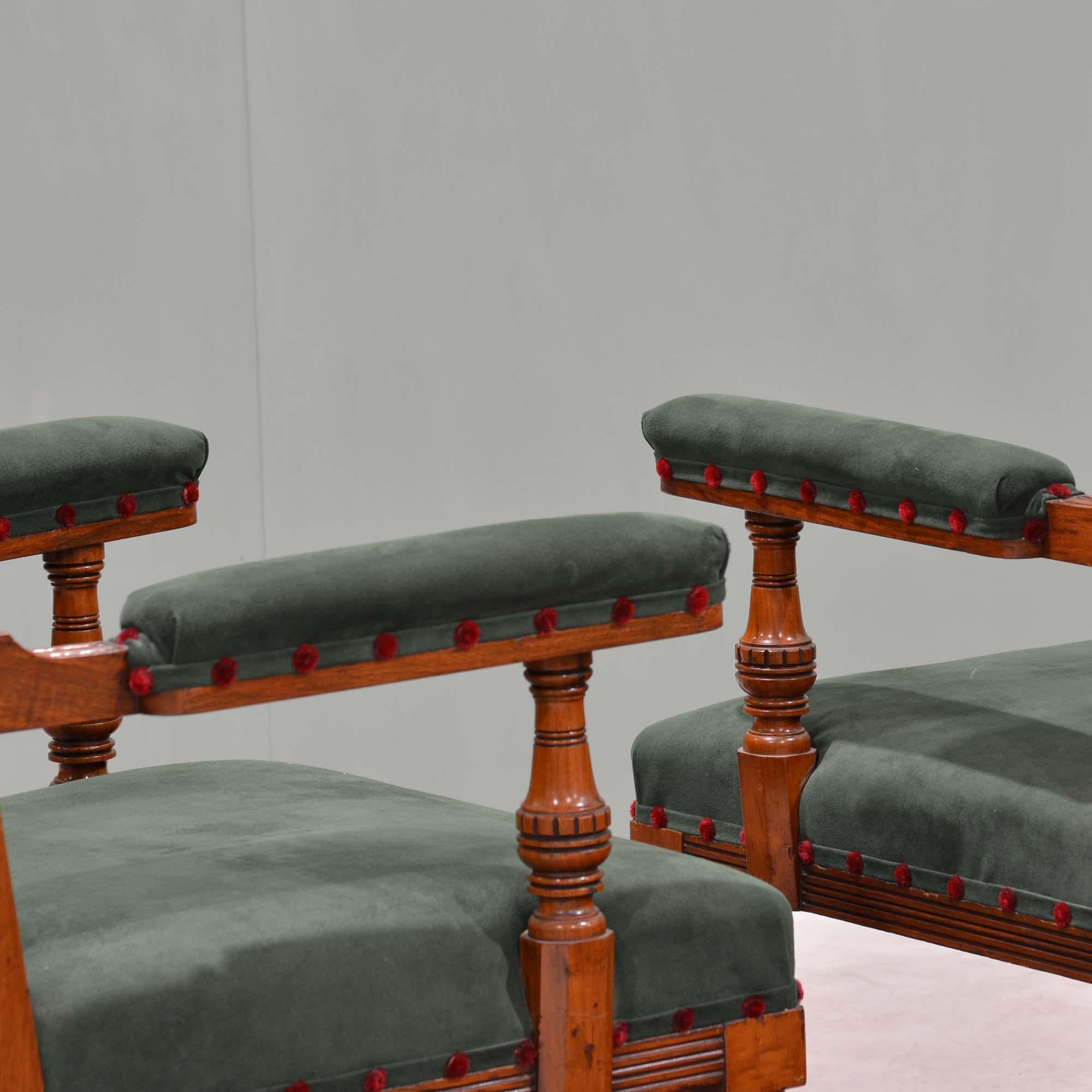 Antique Scottish 19th century walnut armchairs by J. & T. Scott, Edinburgh For Sale 3