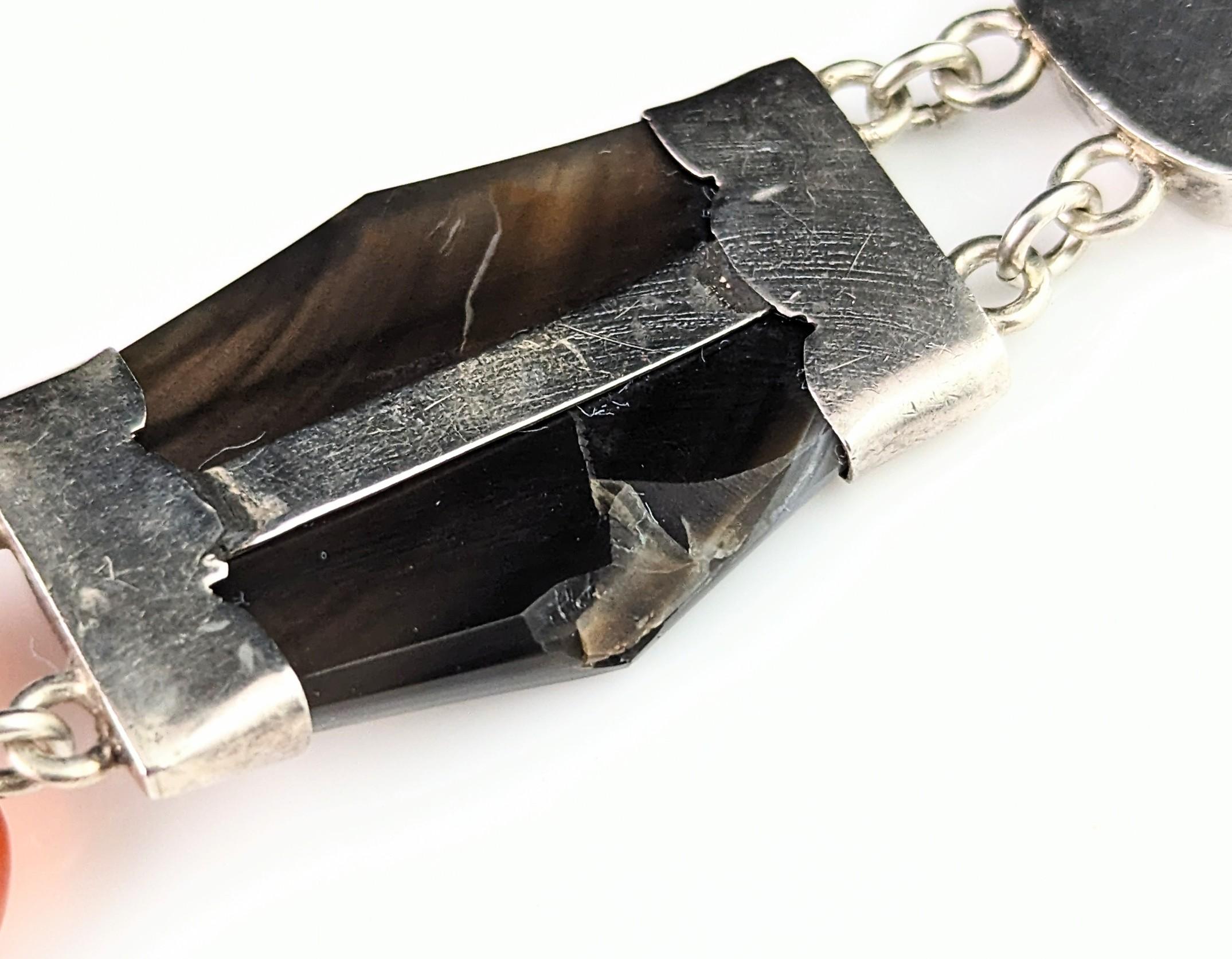 Antique Scottish agate and Silver bracelet, Victorian, floral For Sale 2