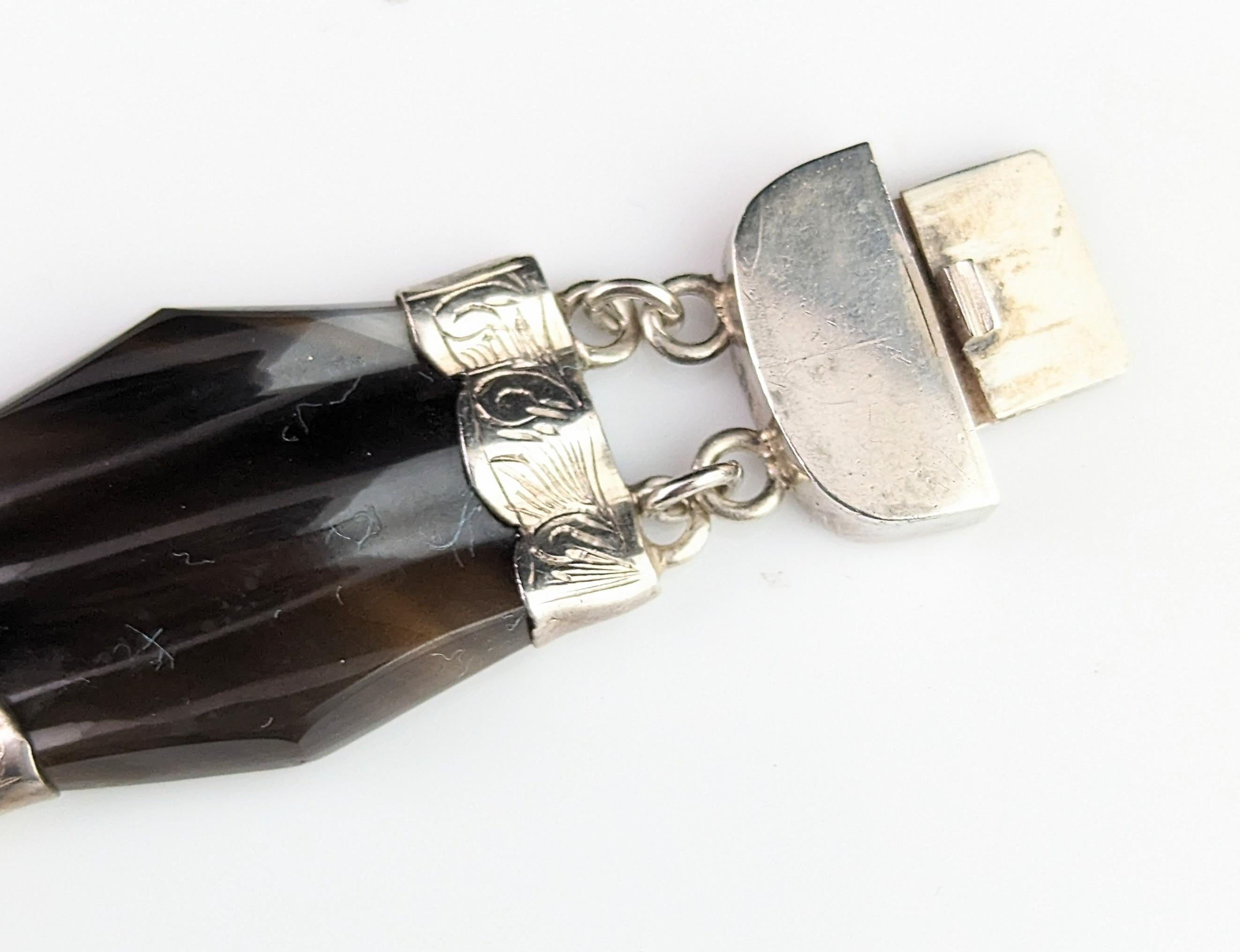 Antique Scottish agate and Silver bracelet, Victorian, floral For Sale 1