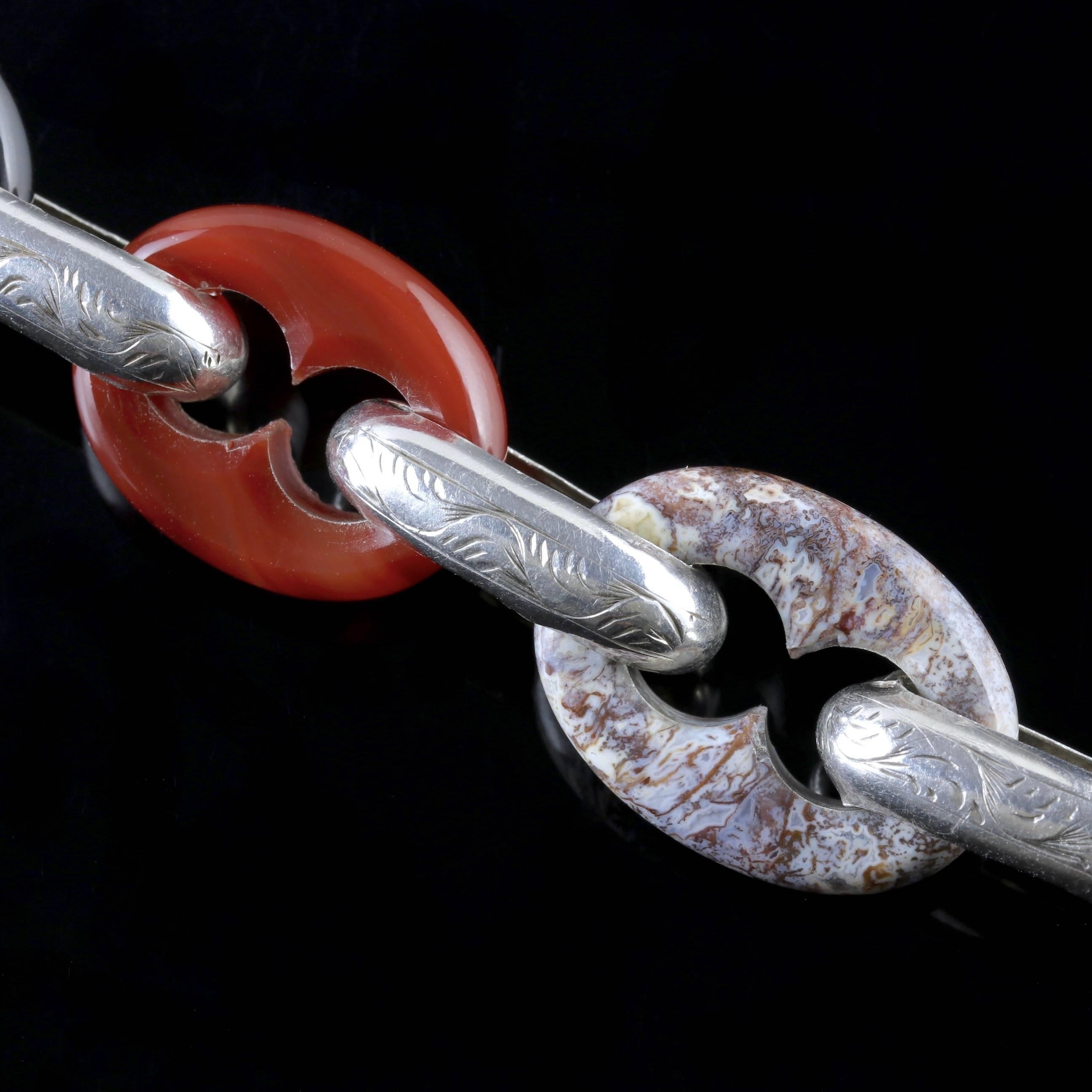 Antique Scottish Agate Bracelet Heart Padlock, circa 1860 In Excellent Condition In Lancaster, Lancashire