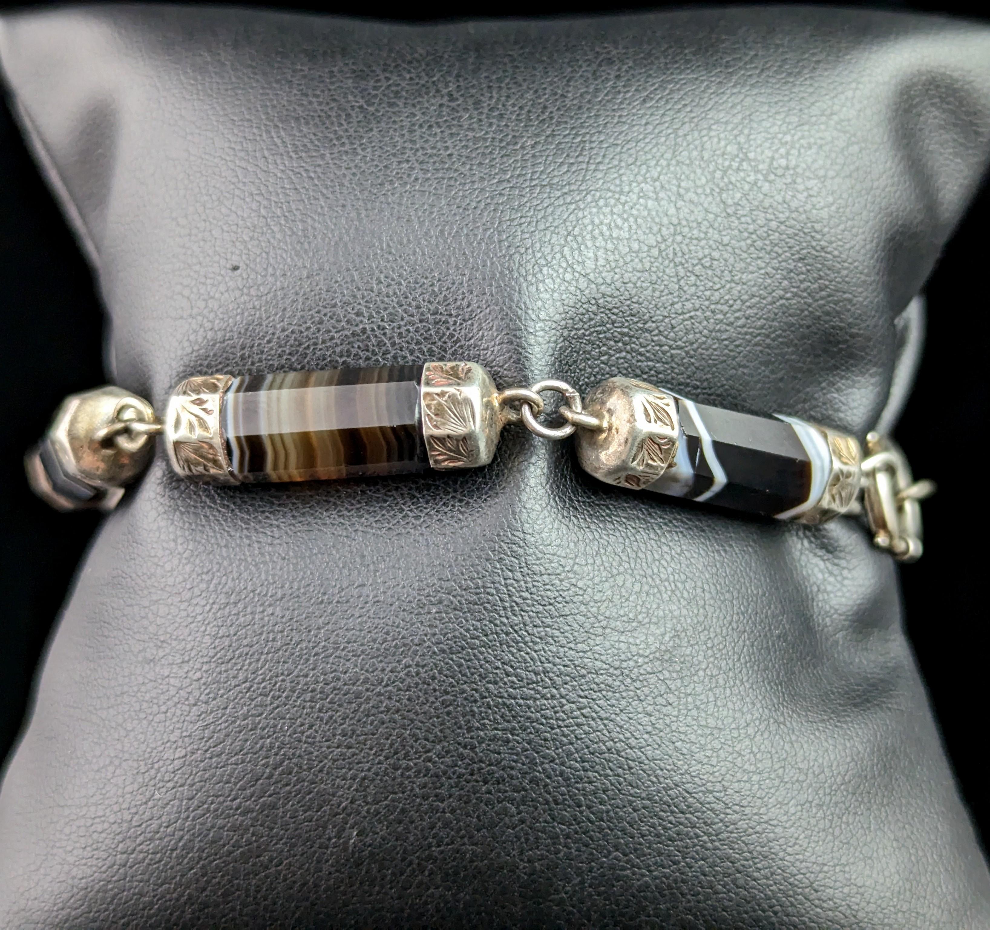 Antique Scottish agate bracelet, Sterling silver  In Fair Condition In NEWARK, GB