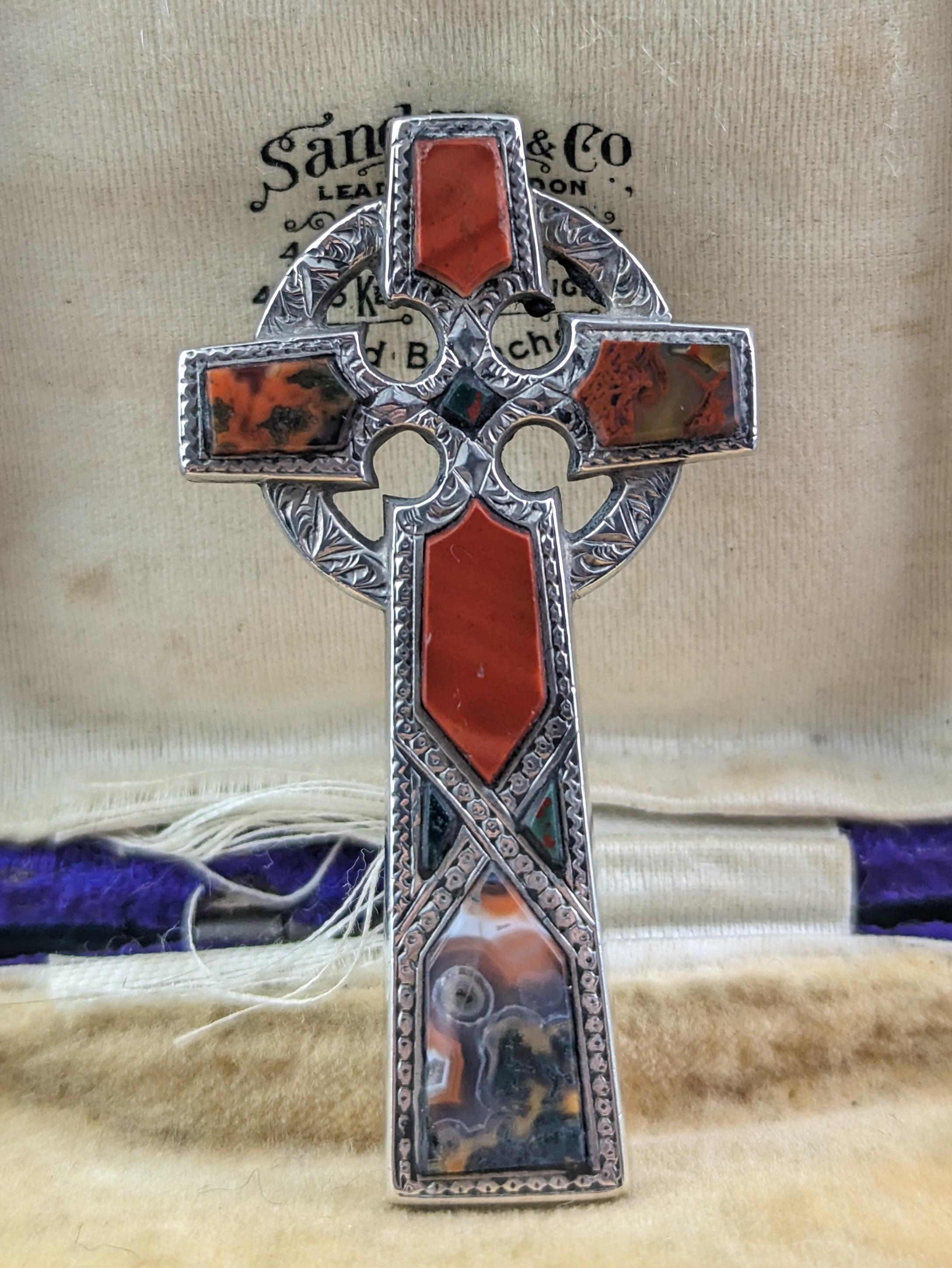 Antique Scottish Agate Celtic cross brooch, Sterling silver  3
