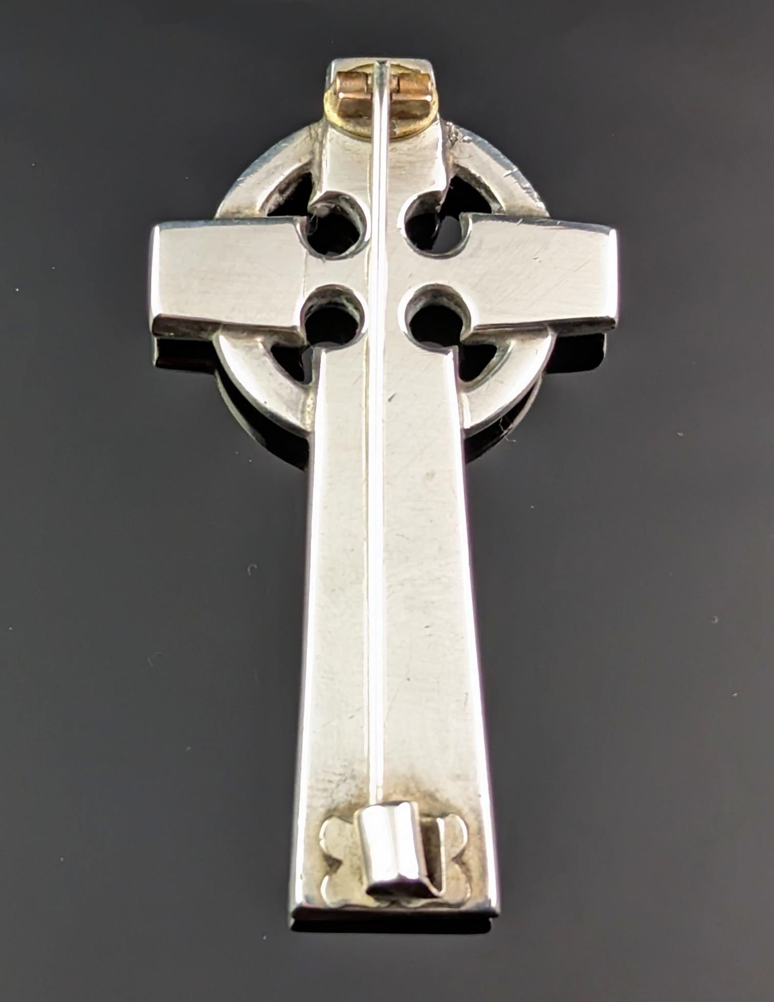 Uncut Antique Scottish Agate Celtic cross brooch, Sterling silver 