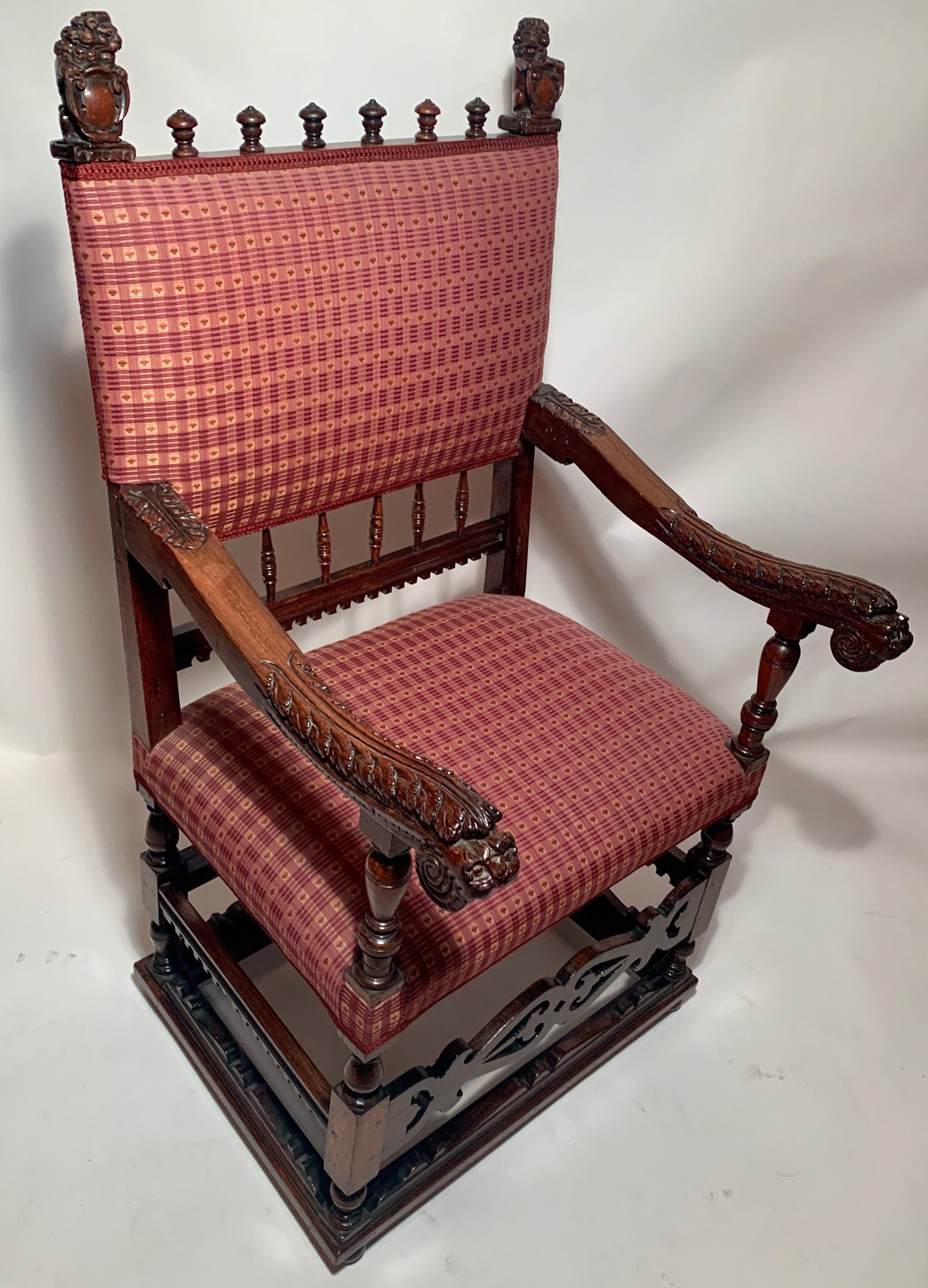 A fine antique armchair from the early 19th century.

