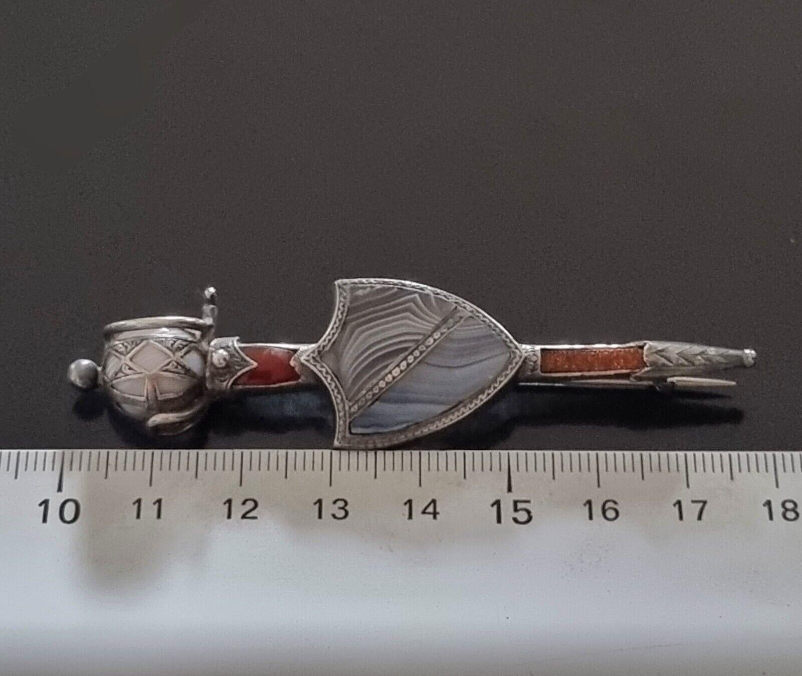 Antique Scottish Brooch Sword and Shield in Silver, natural stones, 19th century For Sale 5