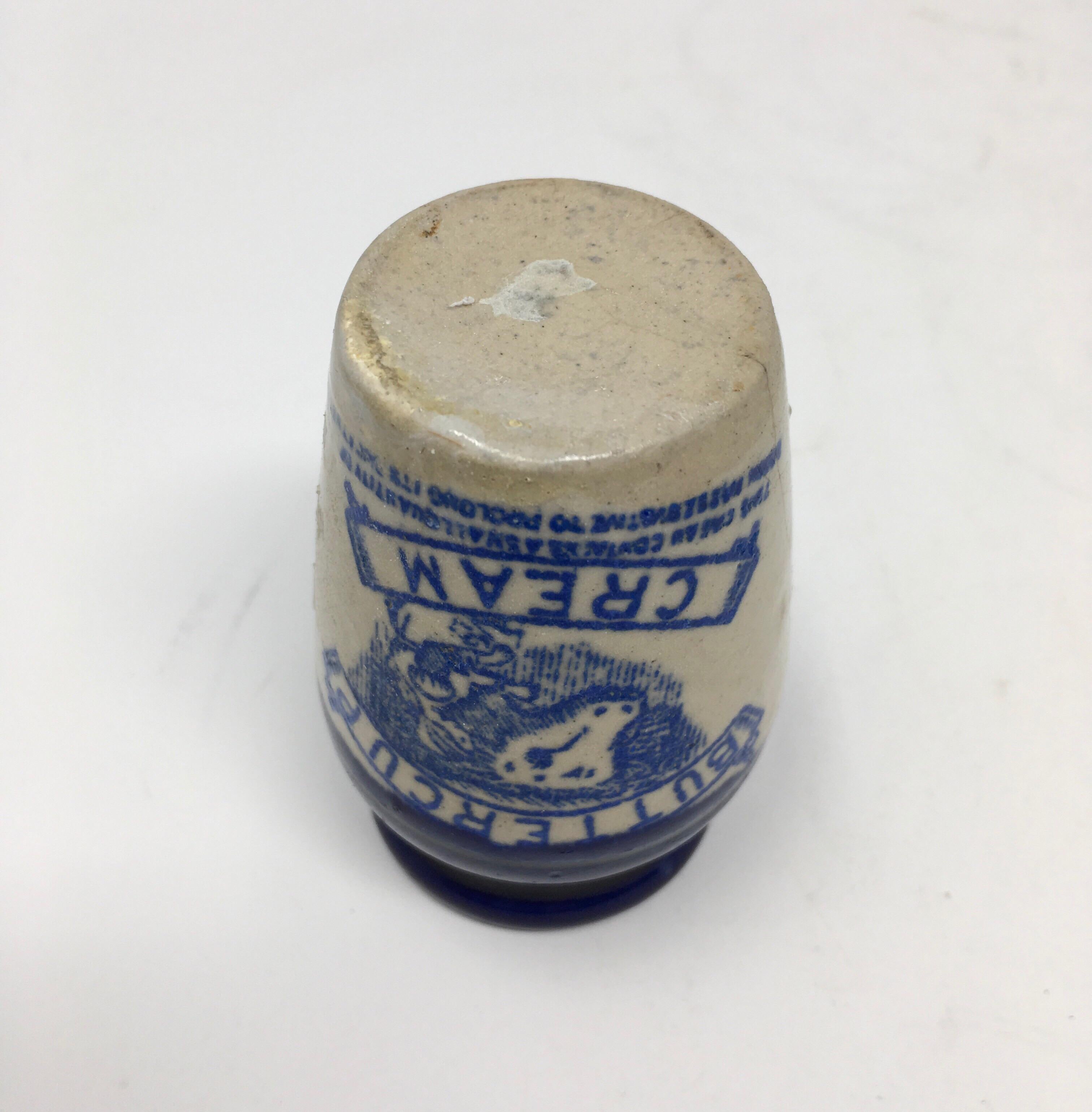 Antique Scottish Buttercup Cream Stoneware Advertising Pot In Good Condition In Houston, TX