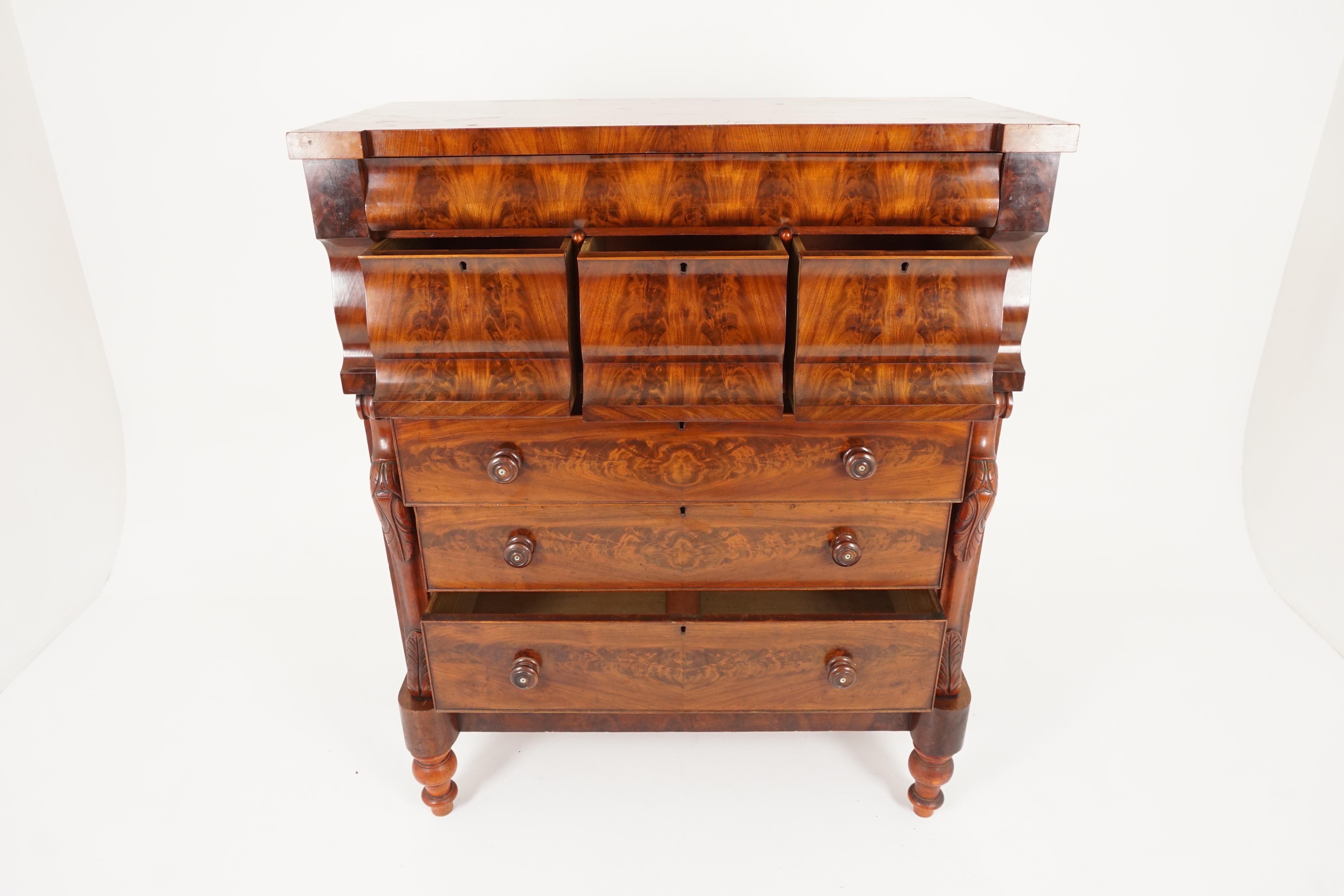 Antique Scottish flamed Walnut column chest of drawers, Scotland 1860, B2256

Scotland, 1860
Solid Walnut and veneer
Original Finish
Shaped top with flamed Walnut
Beneath is one long drawer which is ogee shaped over three deep 