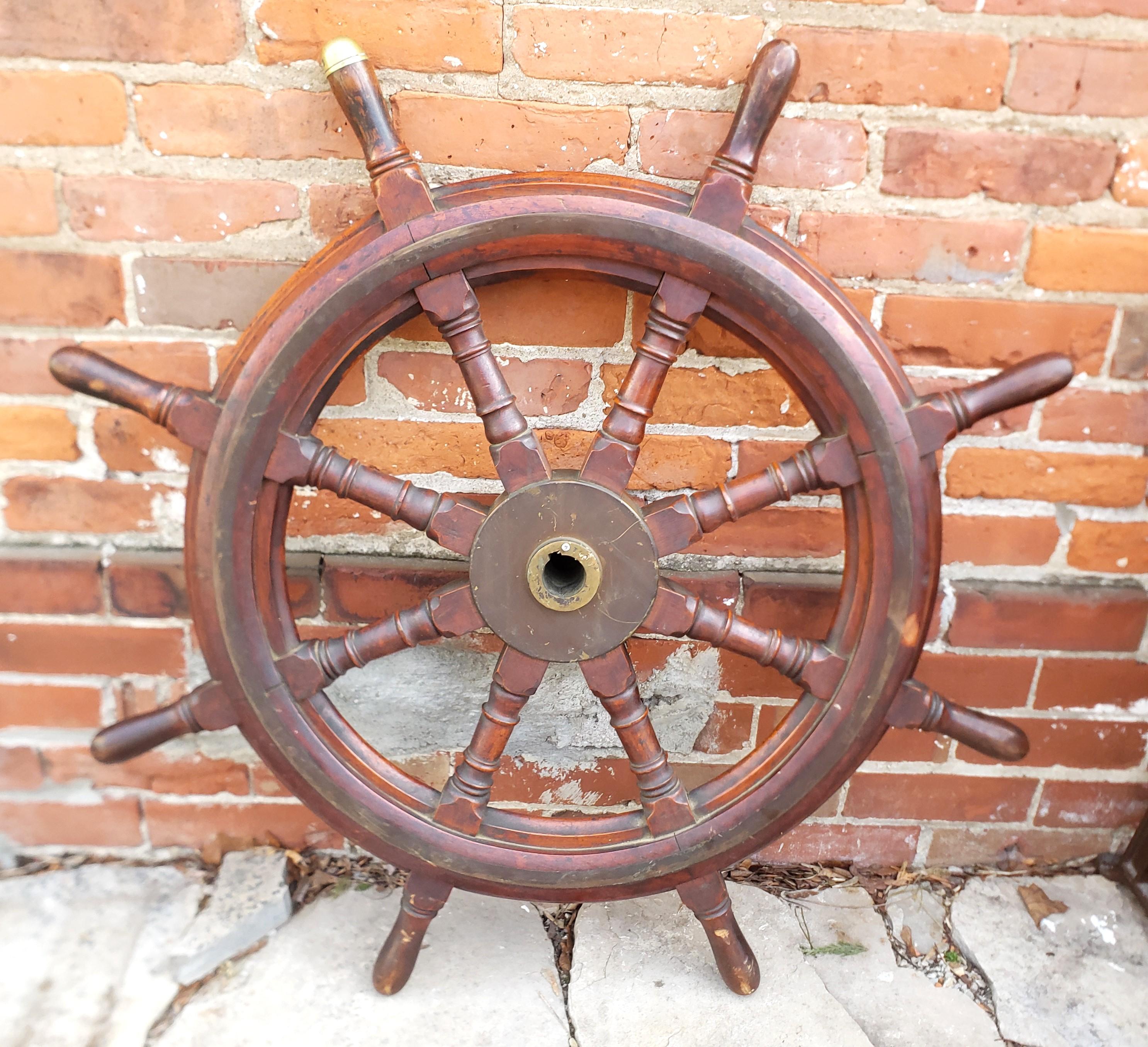 Antique Scottish Nautical Oak Ship's Wheel with Brass Accents In Good Condition For Sale In Hamilton, Ontario