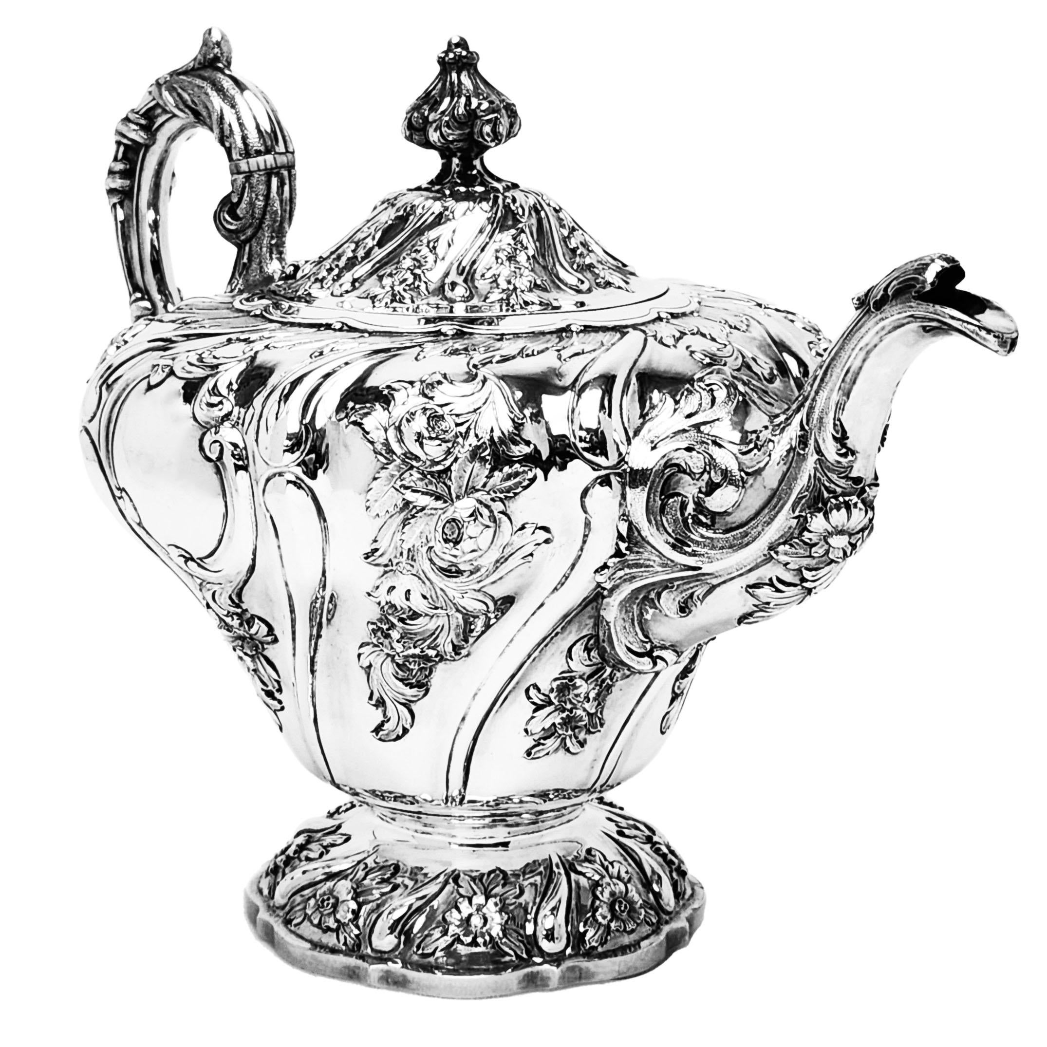 Antique Scottish Silver 4 Piece Tea & Coffee Set Edinburgh 1837 / 38  In Good Condition For Sale In London, GB