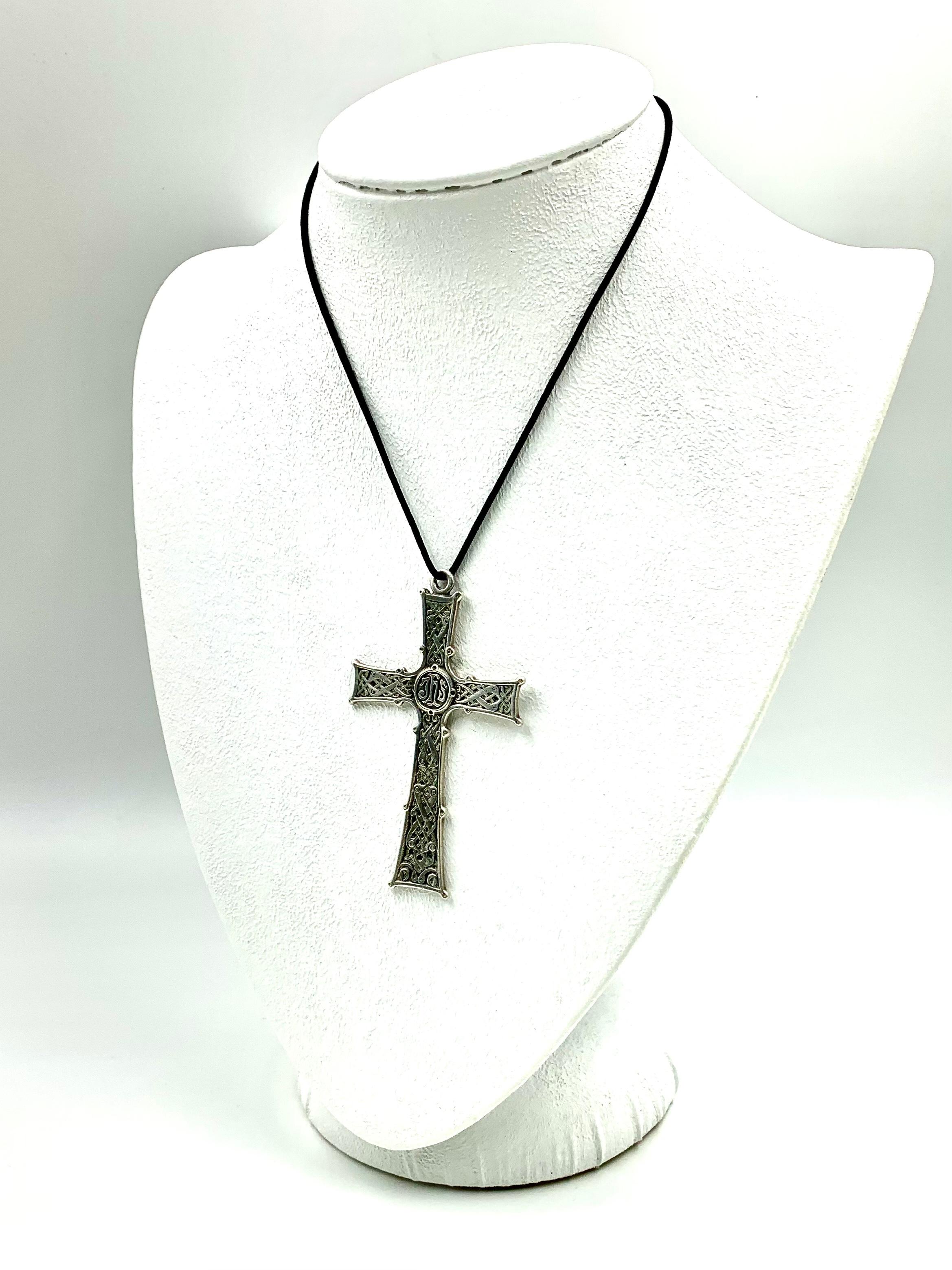 Argent sterling Antique pendentif croix de Christogram écossais double face JHS en vente