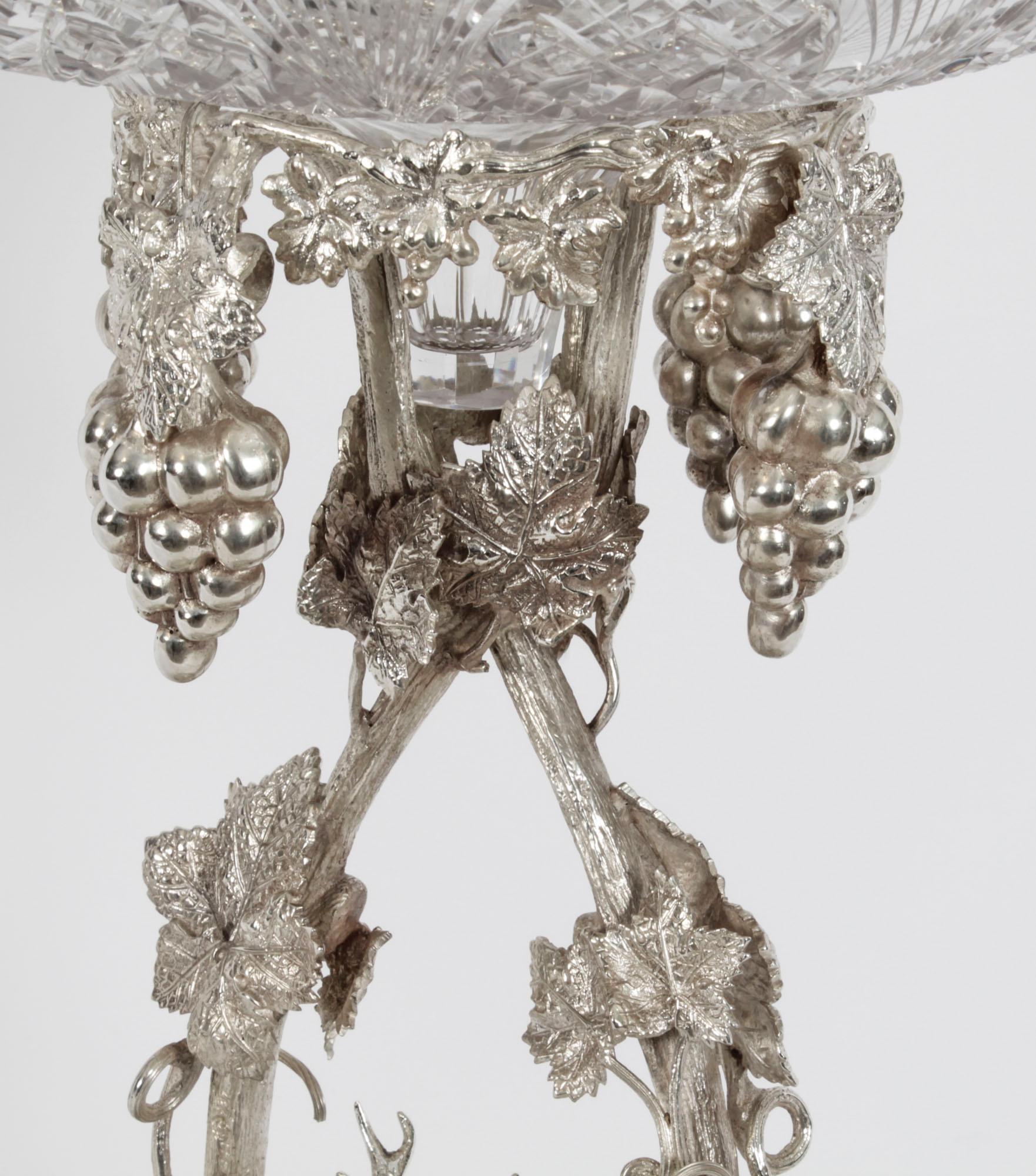Victorian Antique Scottish Silver Plate Cut Glass Comport Stag Centrepiece, 19th Century For Sale