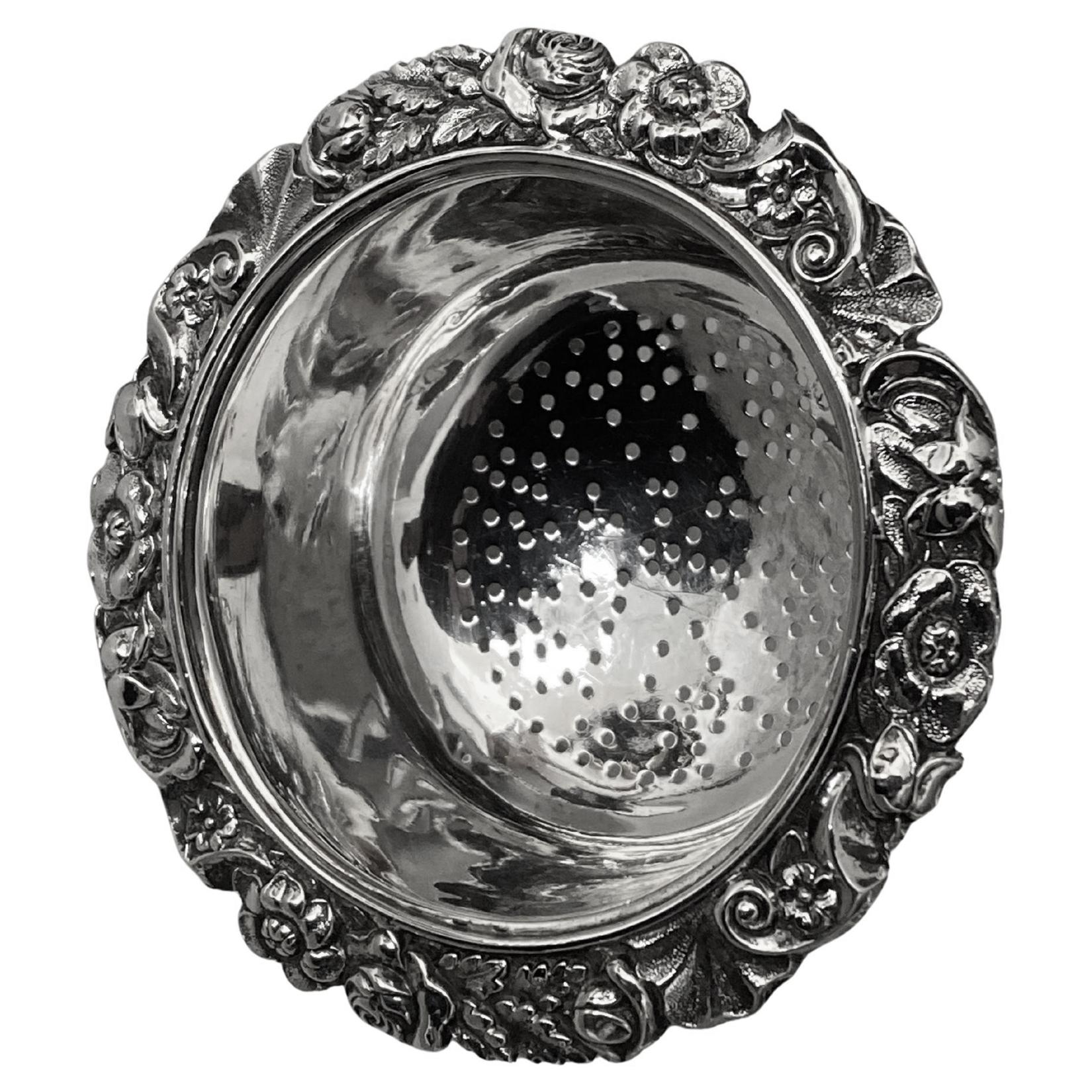 Metà XIX secolo Antico imbuto da vino scozzese in argento Edimburgo 1837 di Robb & Whittet in vendita