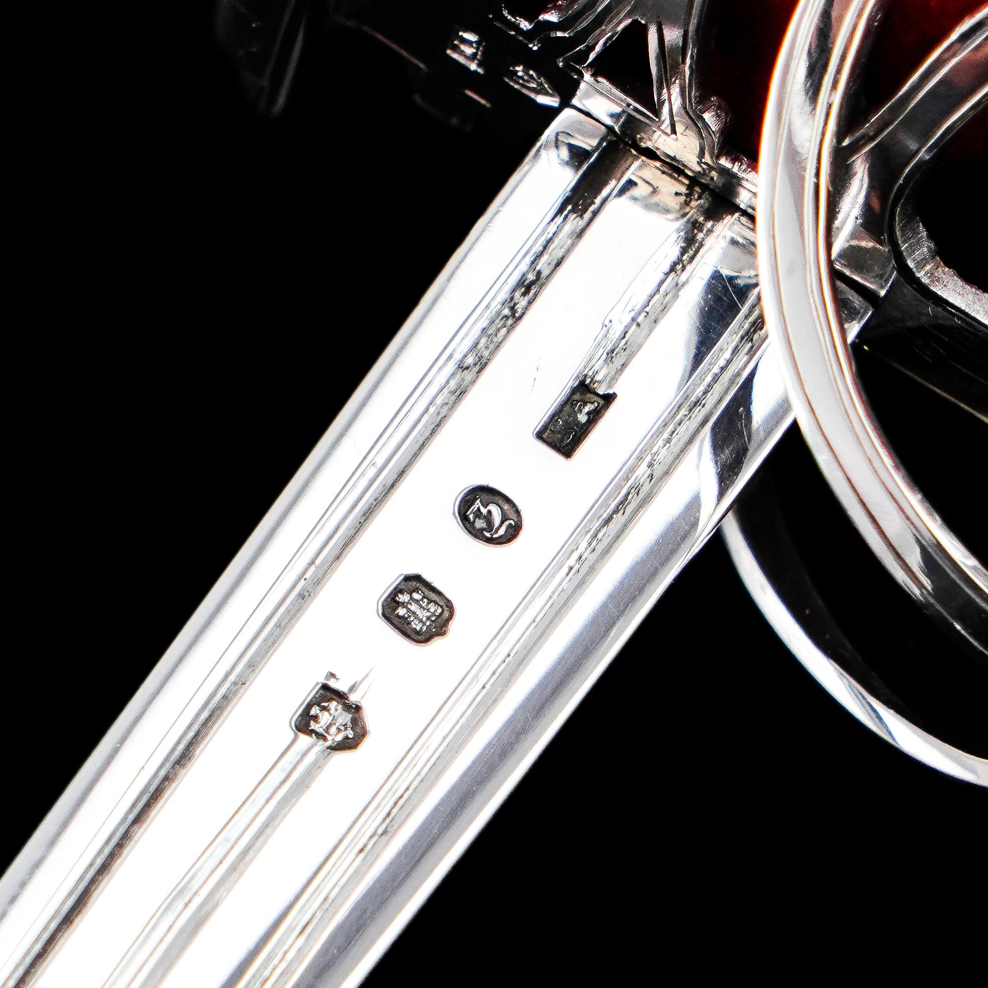 Antike schottische massivem Silber Brieföffner, Militär Korb Hilt Schwert Design im Angebot 1