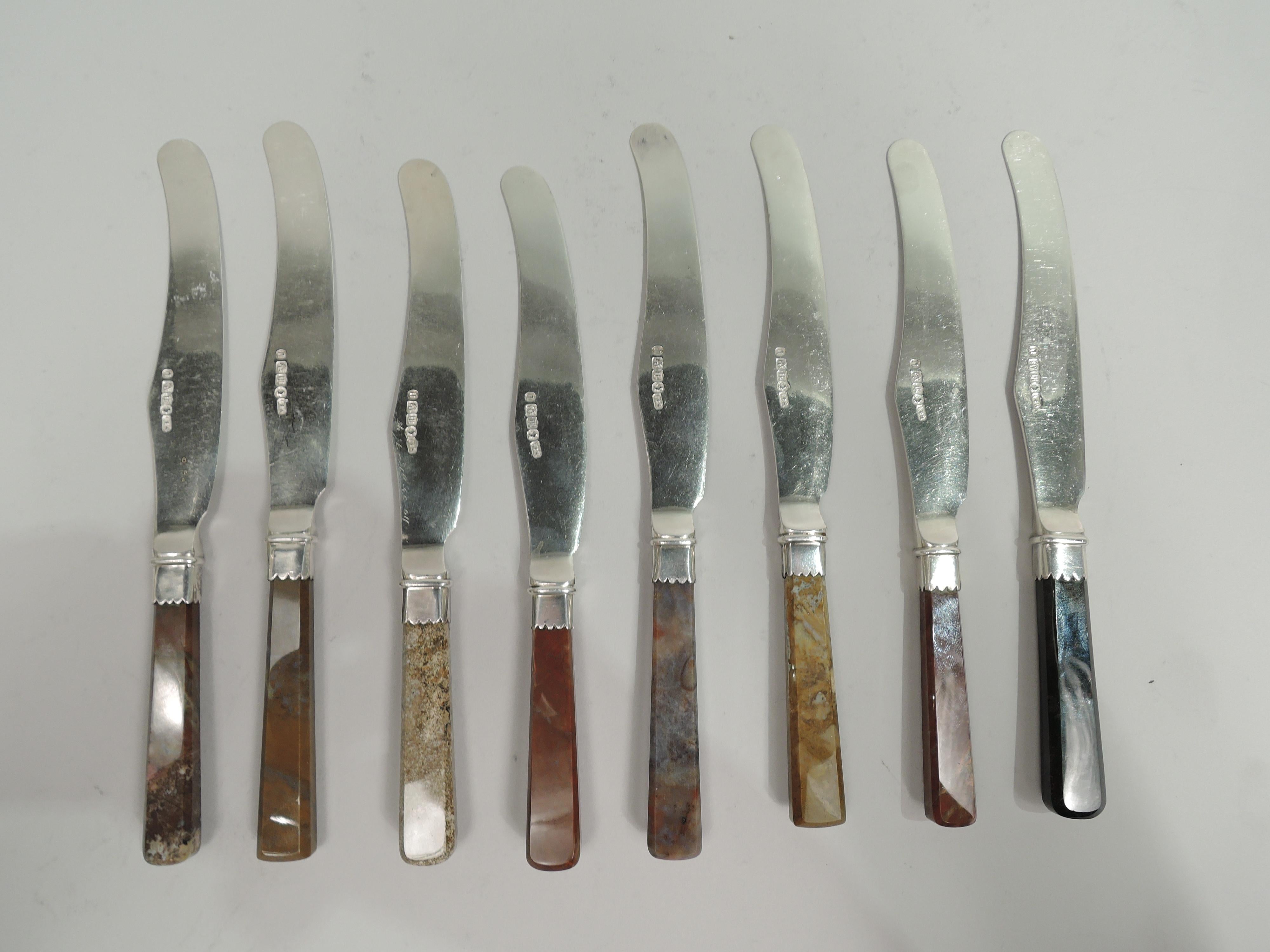 Scottish Victorian sterling silver and agate fruit set. Made by Hamilton & Inches in Edinburgh in 1876. This set comprises 8 knives and 7 forks. Each: Tapering and chamfered rectilinear handle in mottled and granulated agate in different colors.
