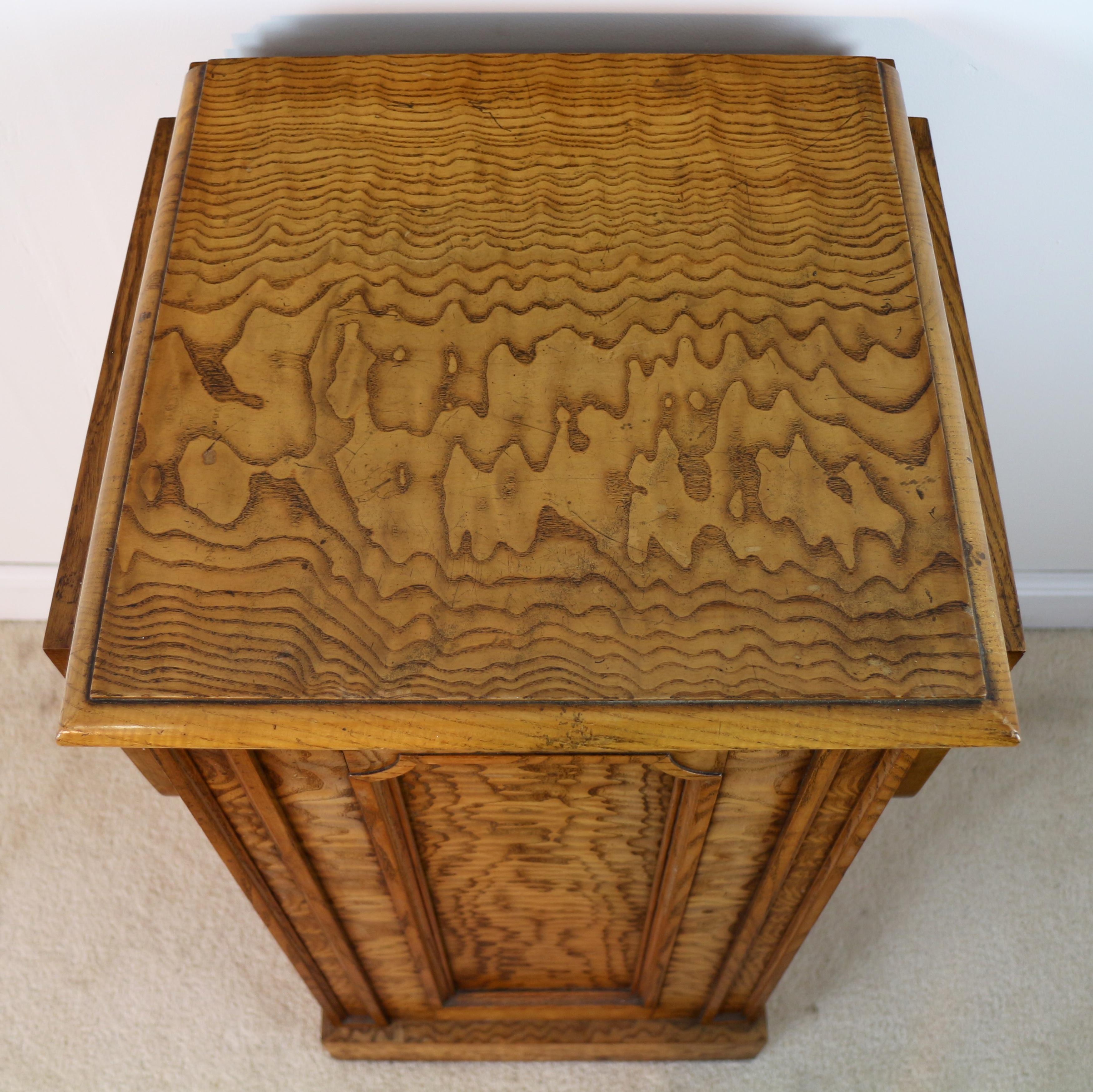 Antique Scottish William IV Figured Elm Bedside Cabinet or Pot Cupboard 2