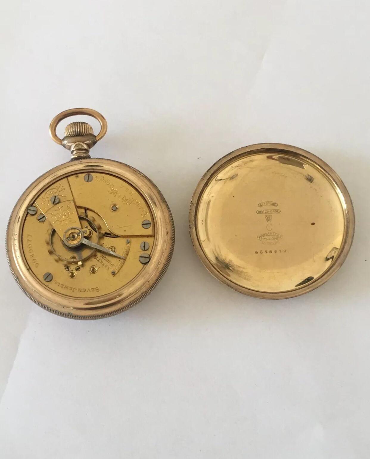 
Antique ScrewbackGold Plated Pocket Watch Signed Elgin Nat’l Watch Co. U. S. A.



This beautiful 55mm diameter keyless hand winding gold plated pocket watch is in good working condition and it is ticking well. Visible signs of ageing and wear with