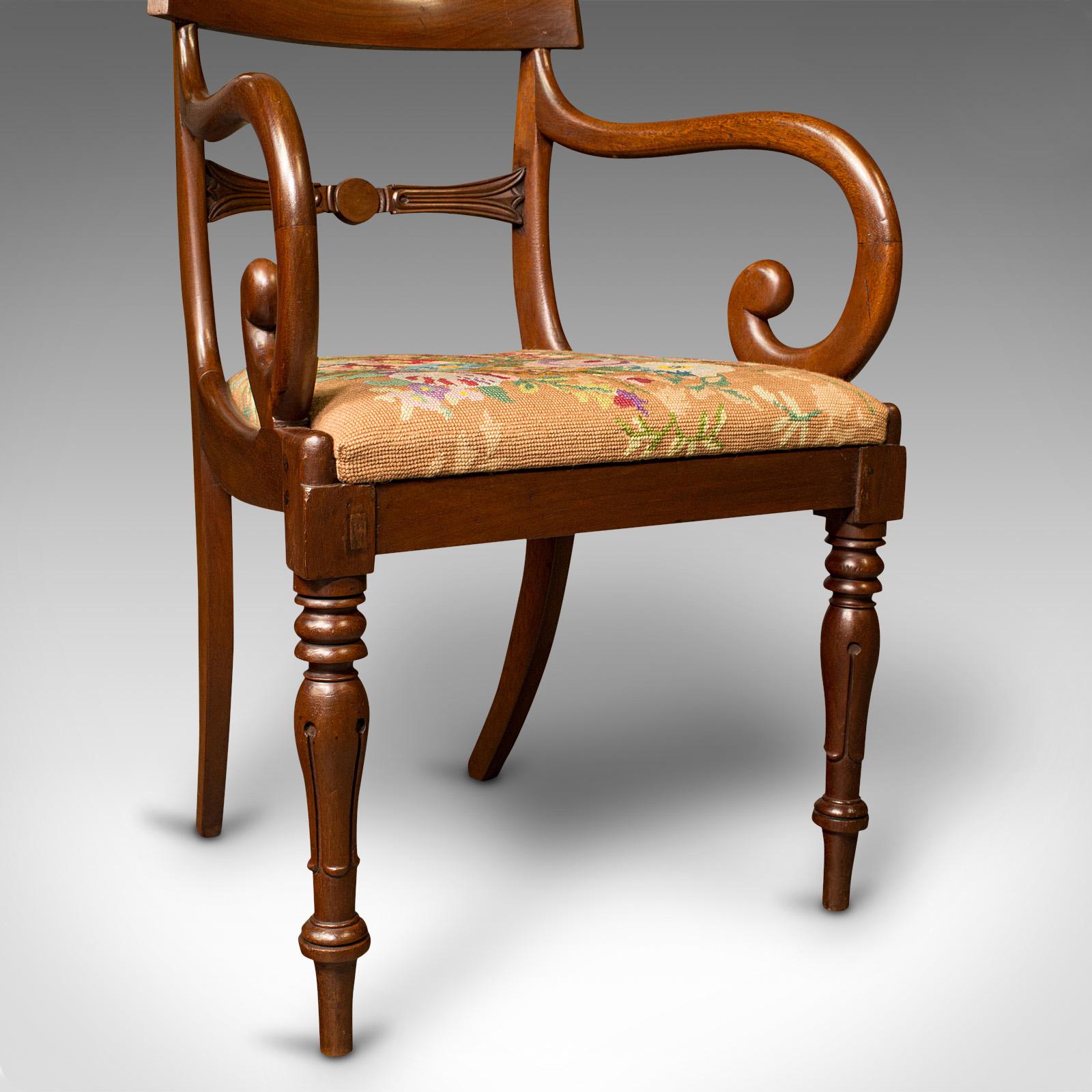 Fauteuil à volutes antique, anglais, fauteuil, bureau, broderie, Régence, C.1830 en vente 6