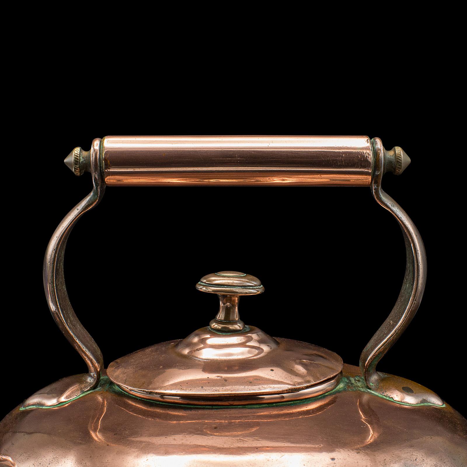 Antigua tetera de cocina, inglesa, de cobre, Victoriana, Circa 1870 en venta 1