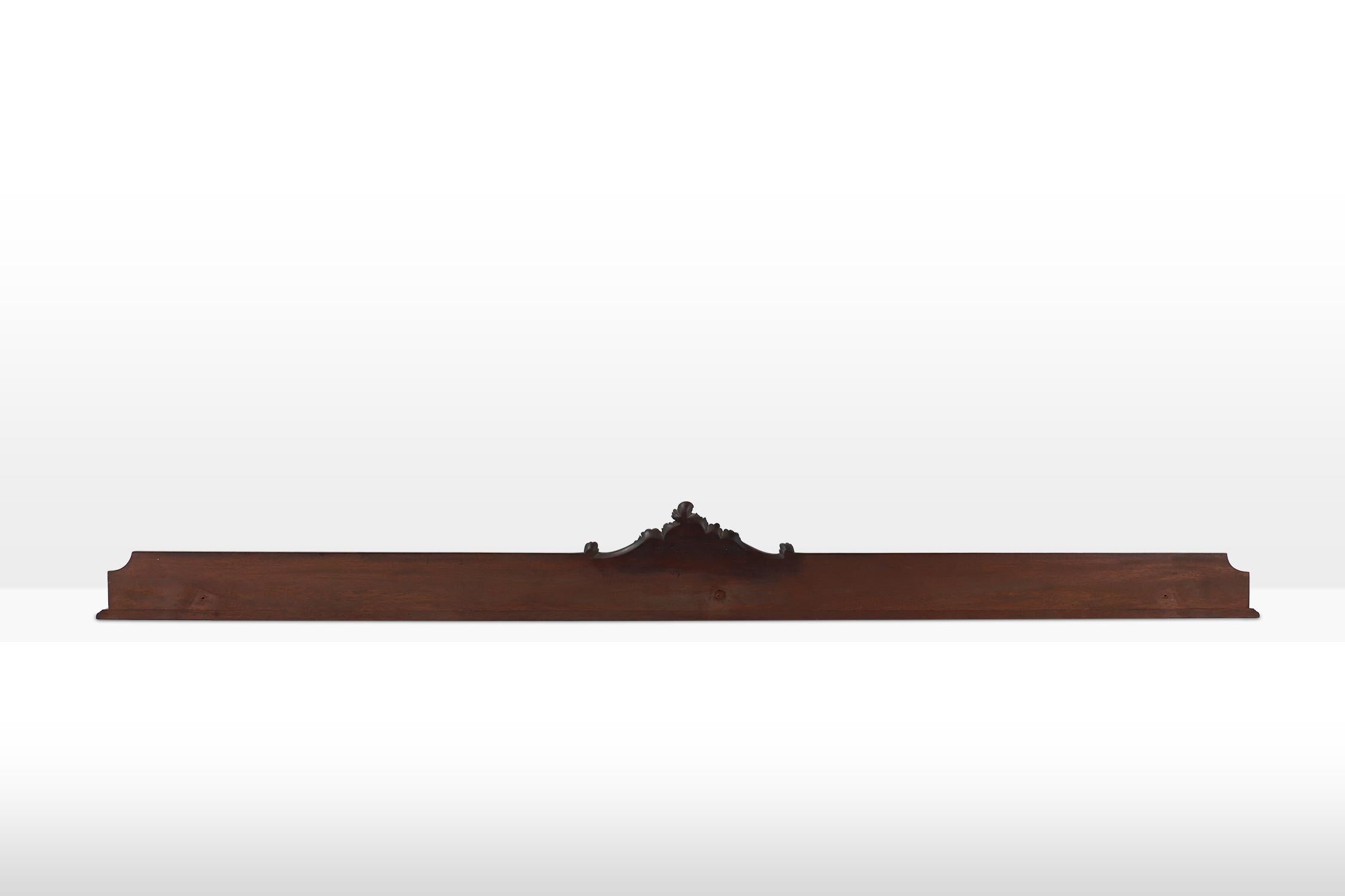 Antique sculpted oak frieze or wall ornament, France ca. 1900 For Sale 3