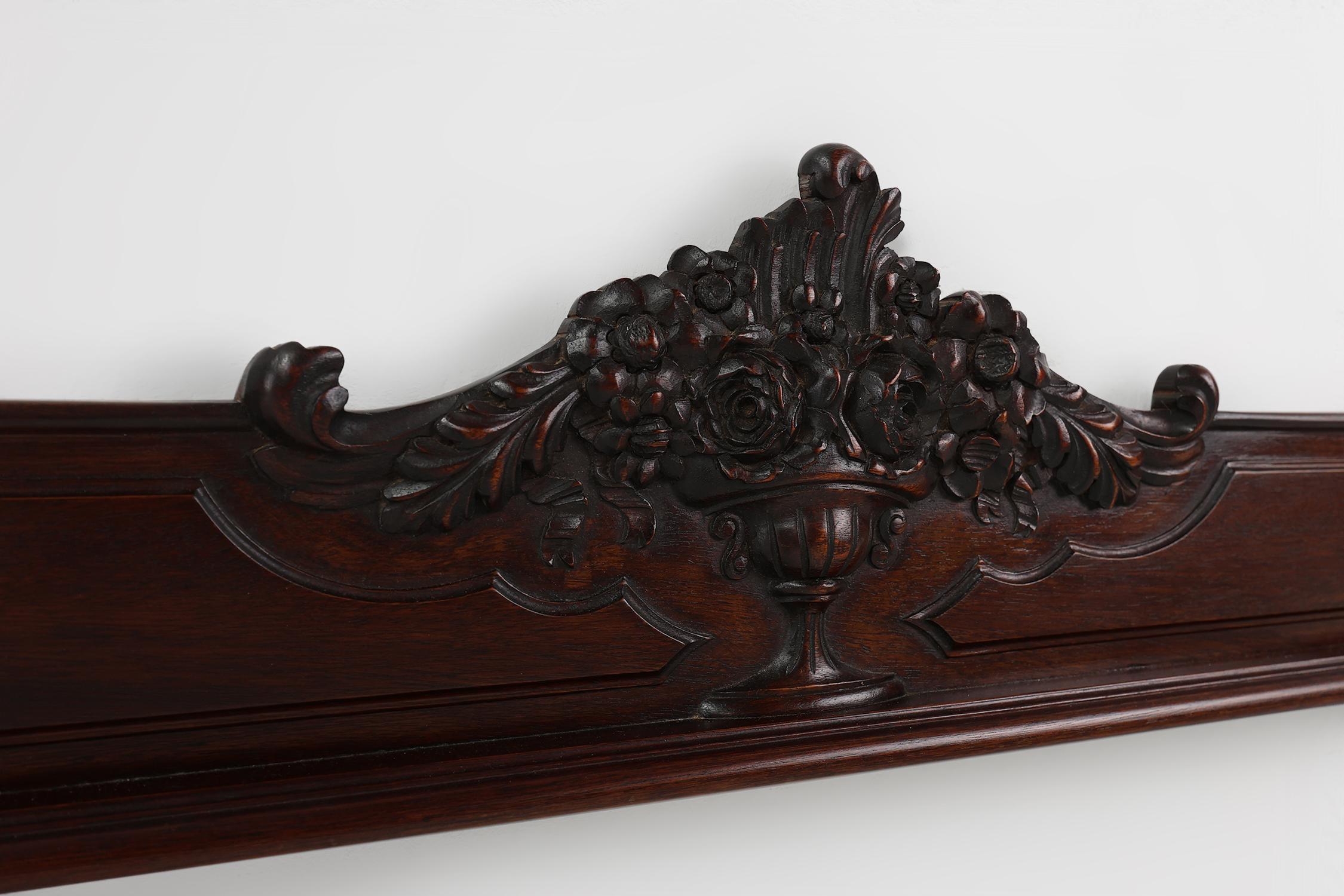 Antique sculpted oak frieze or wall ornament, France ca. 1900 For Sale 1