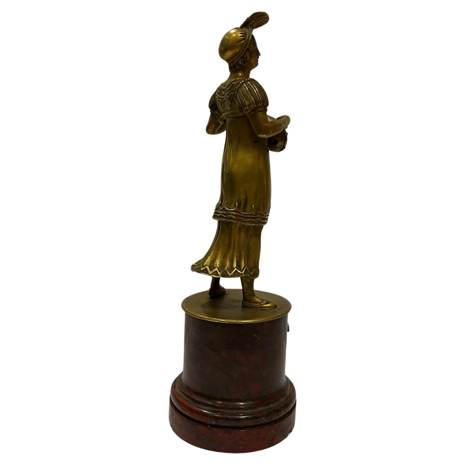 Antique sculpture of an elegant lady with mandolin made of bronze/brass in good original condition, ca. 1880, the base is slightly damaged see photo 