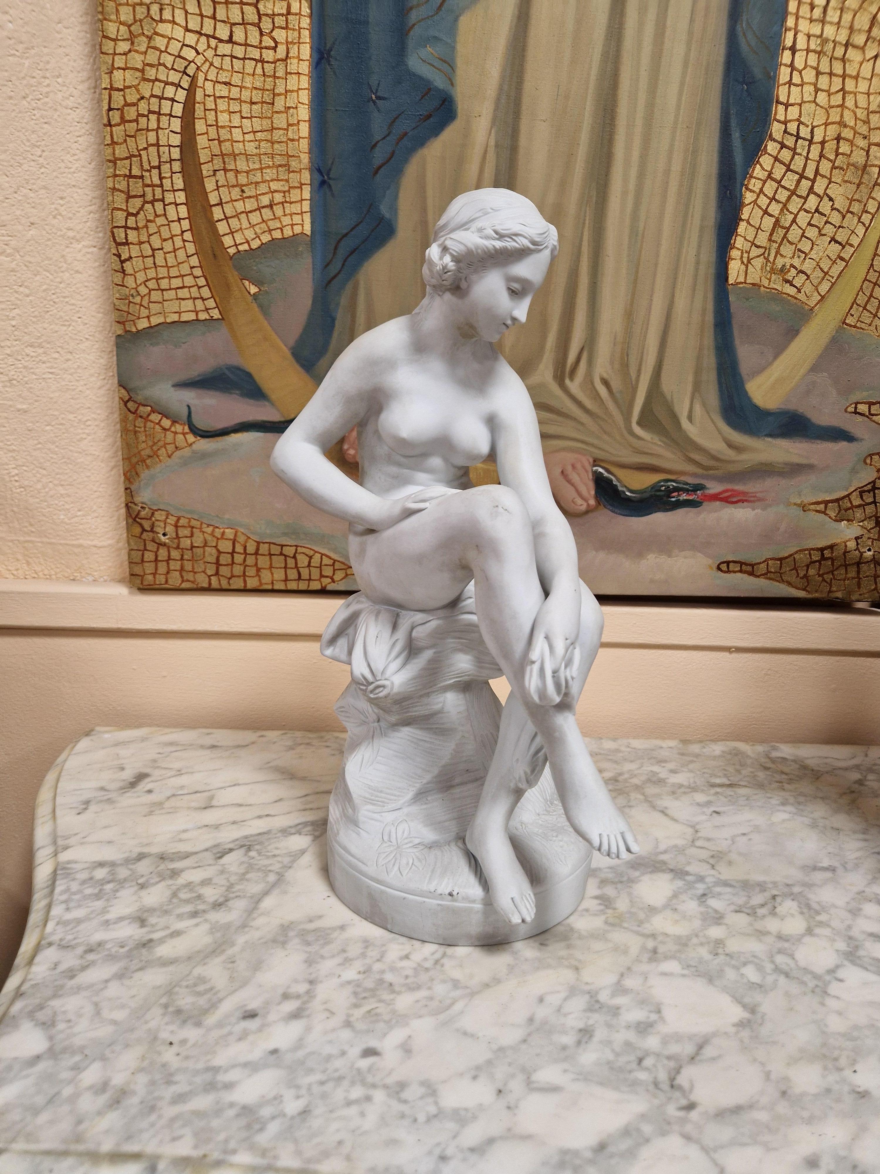 Sculpture ancienne de Diane se baignant d'après Falconet en vente 3