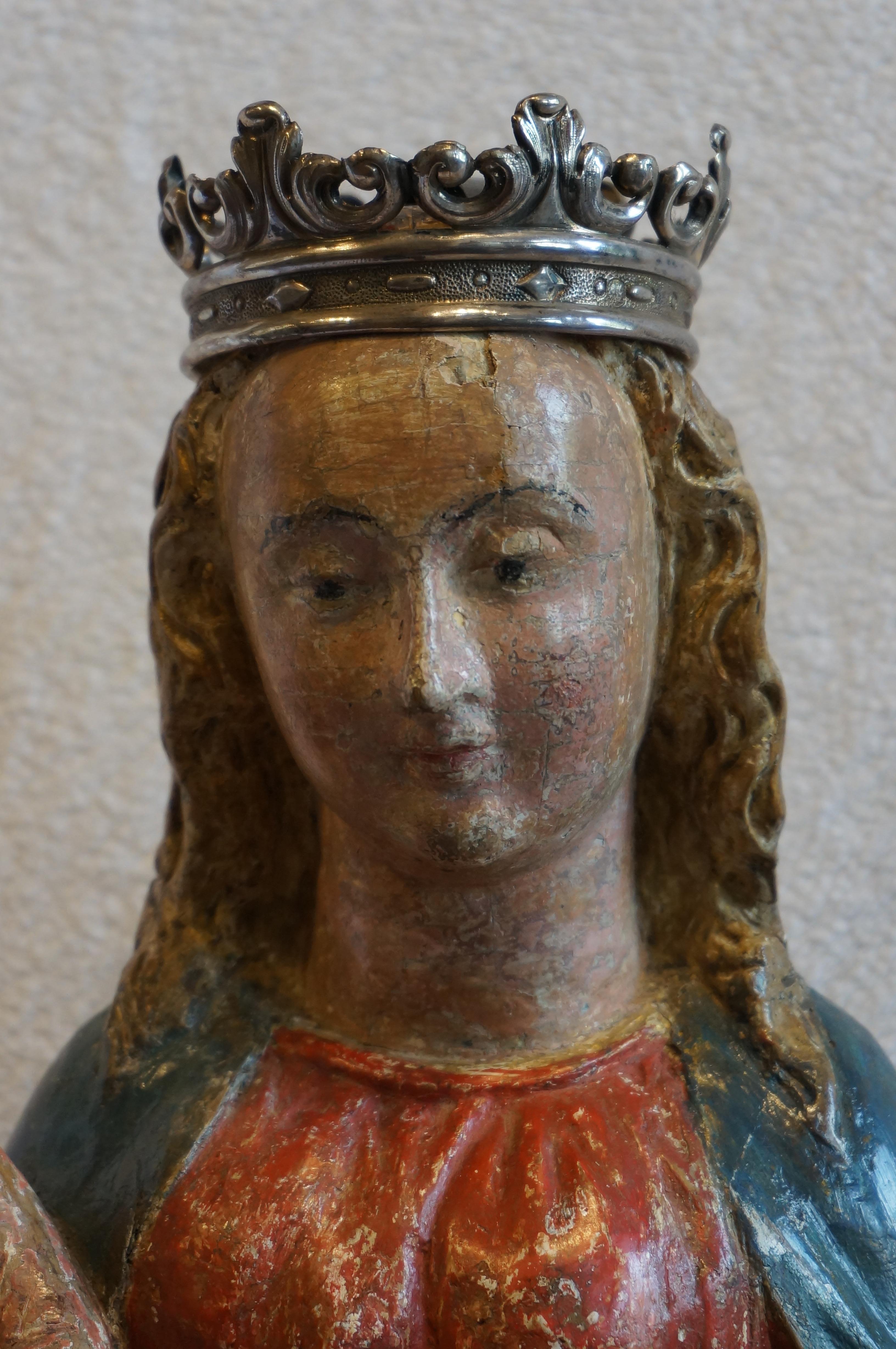 Belgian Antique Sculpture of Mary with the Child Jesus, Belgium, early 17th century For Sale