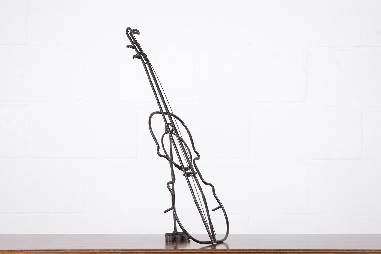 Laqué Sculpture - Violon ancien  en vente