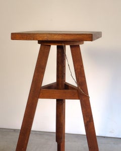 Antique Sculptures Stand