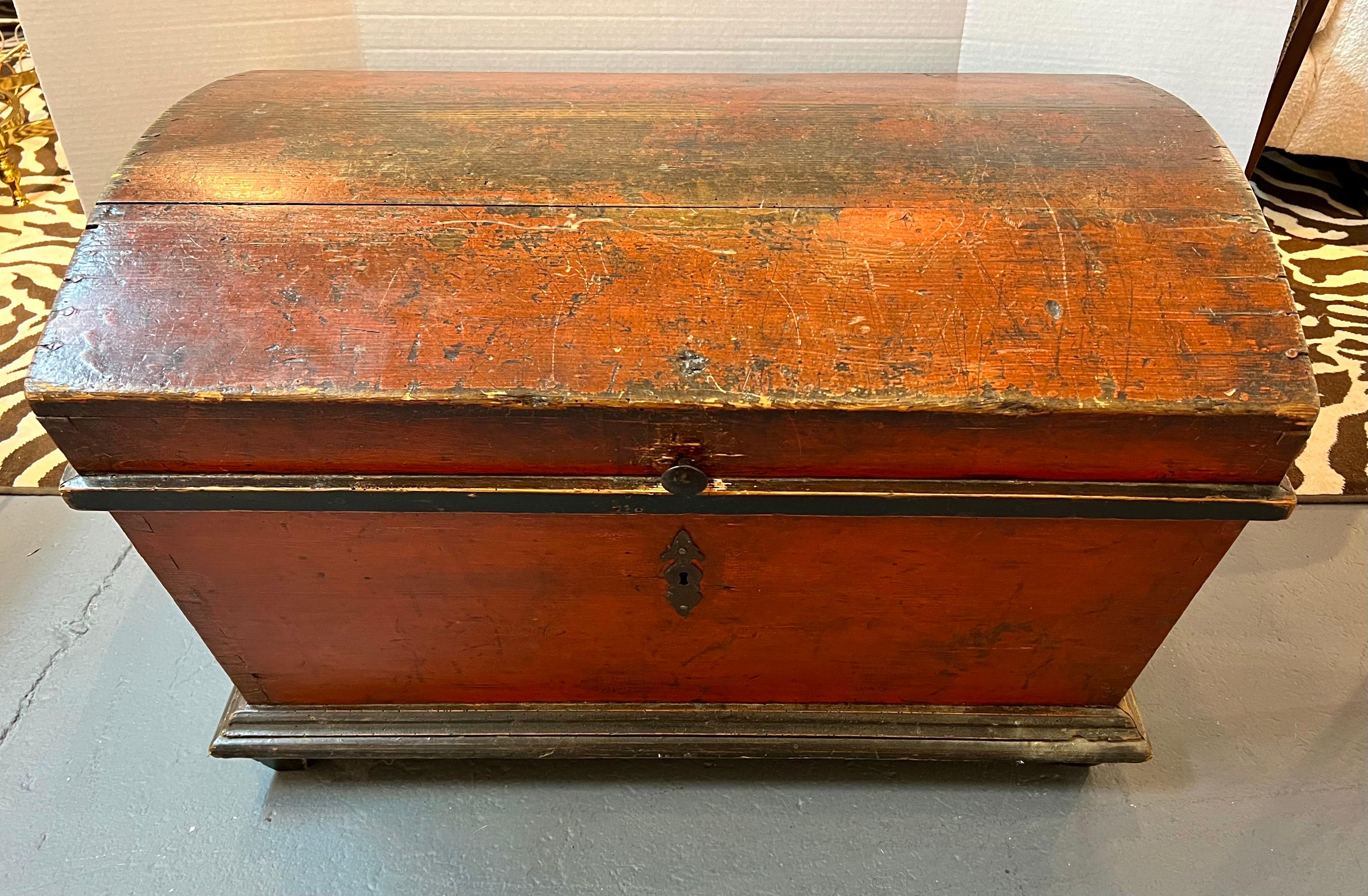 seaman's chest antique