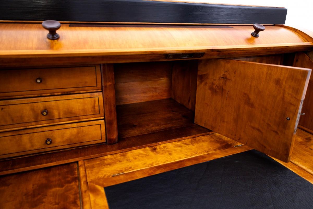 Antiker Sekretär-Schreibtisch aus der Zeit um 1870, Nordeuropa. Nach der Renovierung. (Spätes 19. Jahrhundert) im Angebot