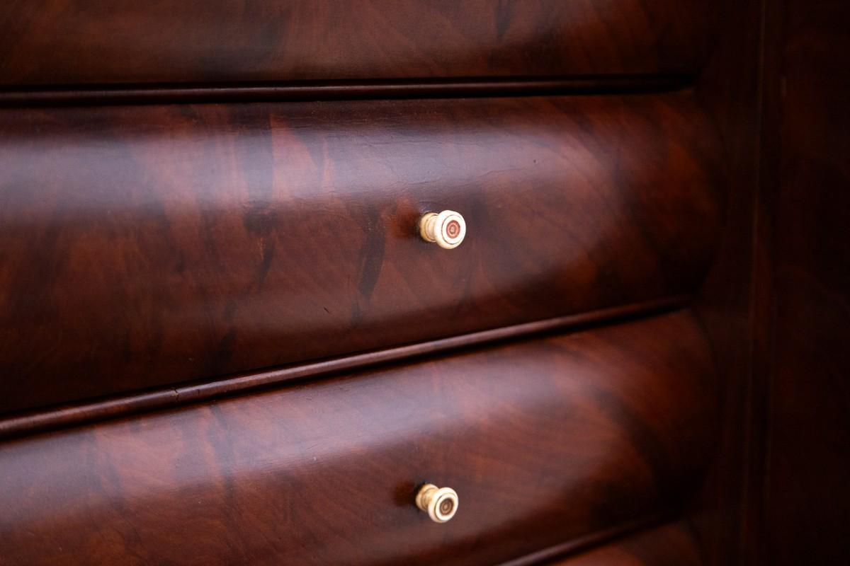 Antique secretary from around 1880, Northern Europe. In Good Condition For Sale In Chorzów, PL