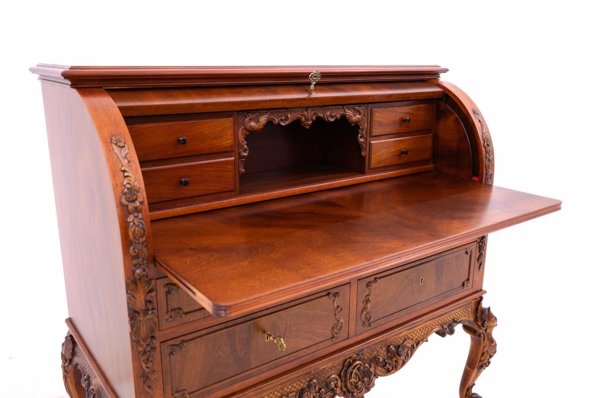 Antique secretary from Northern Europe, around 1880. In Good Condition For Sale In Chorzów, PL